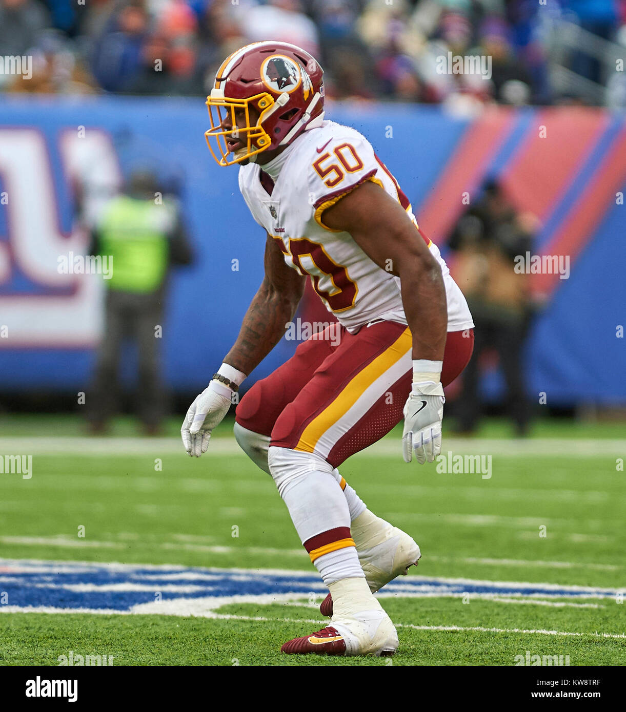 East Rutherford, New Jersey, USA. 31st Dec, 2017. New York Giants offensive  tackle Jon Halapio (75) during NFL action between the Washington Redskins  and the New York Giants at MetLife Stadium in