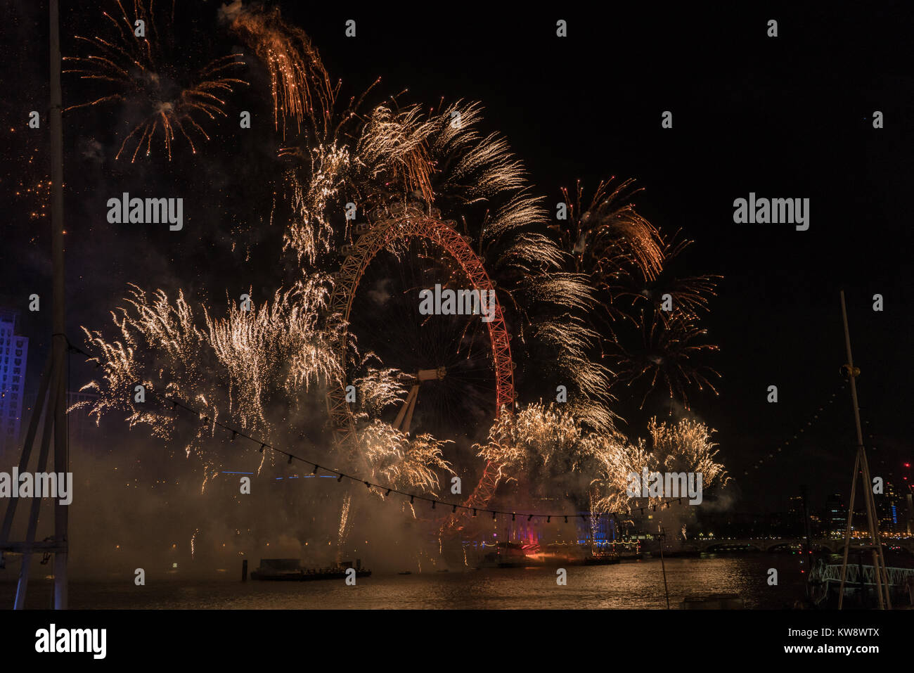 London, England, UK. 31 Dec 2017. Thousands attends the 2018 London’s New Year’s Eve fireworks at the Embankment. Stock Photo