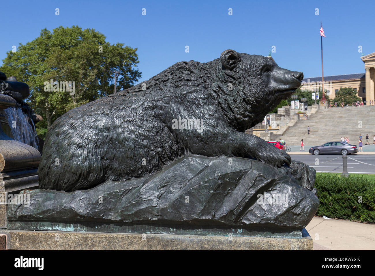 The bear sculpture on the Washington Monument Fountain, Eakins Oval, Philadelphia, Pennsylvania, USA. Stock Photo