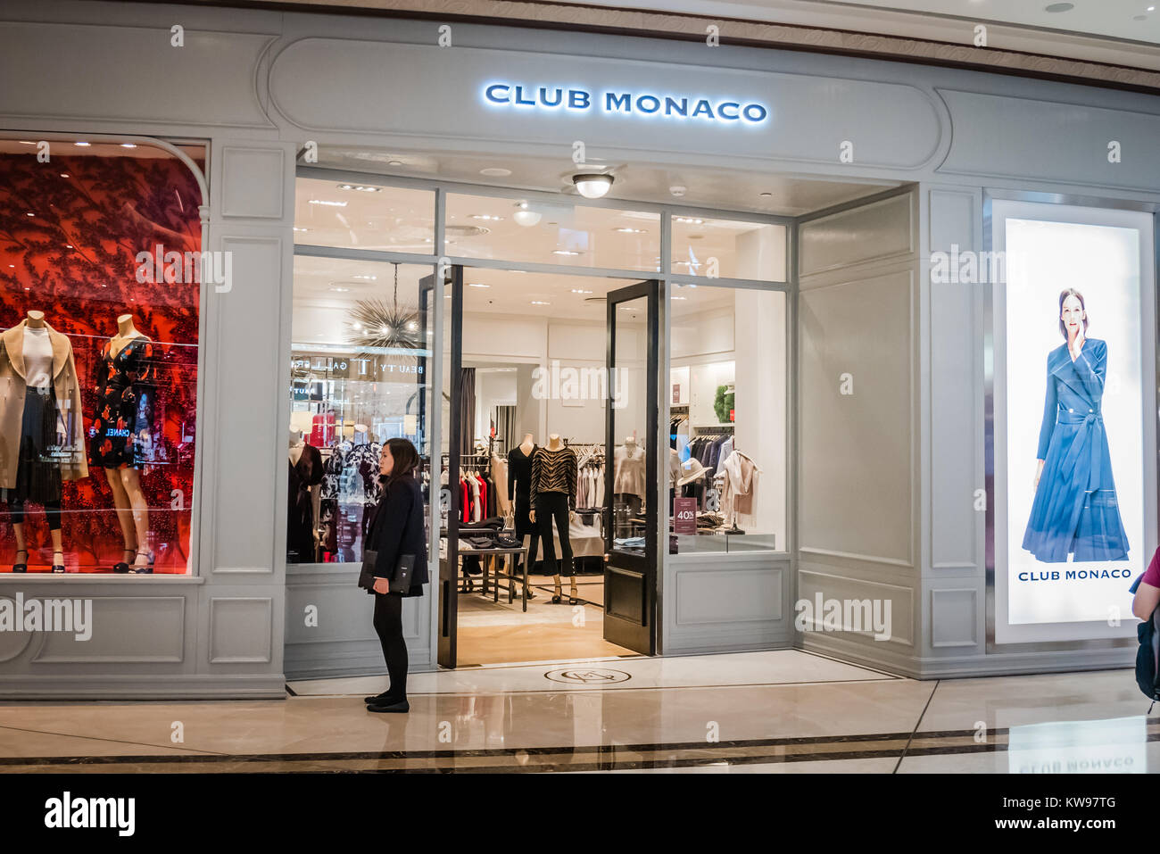 Club monaco store hi-res stock photography and images - Alamy