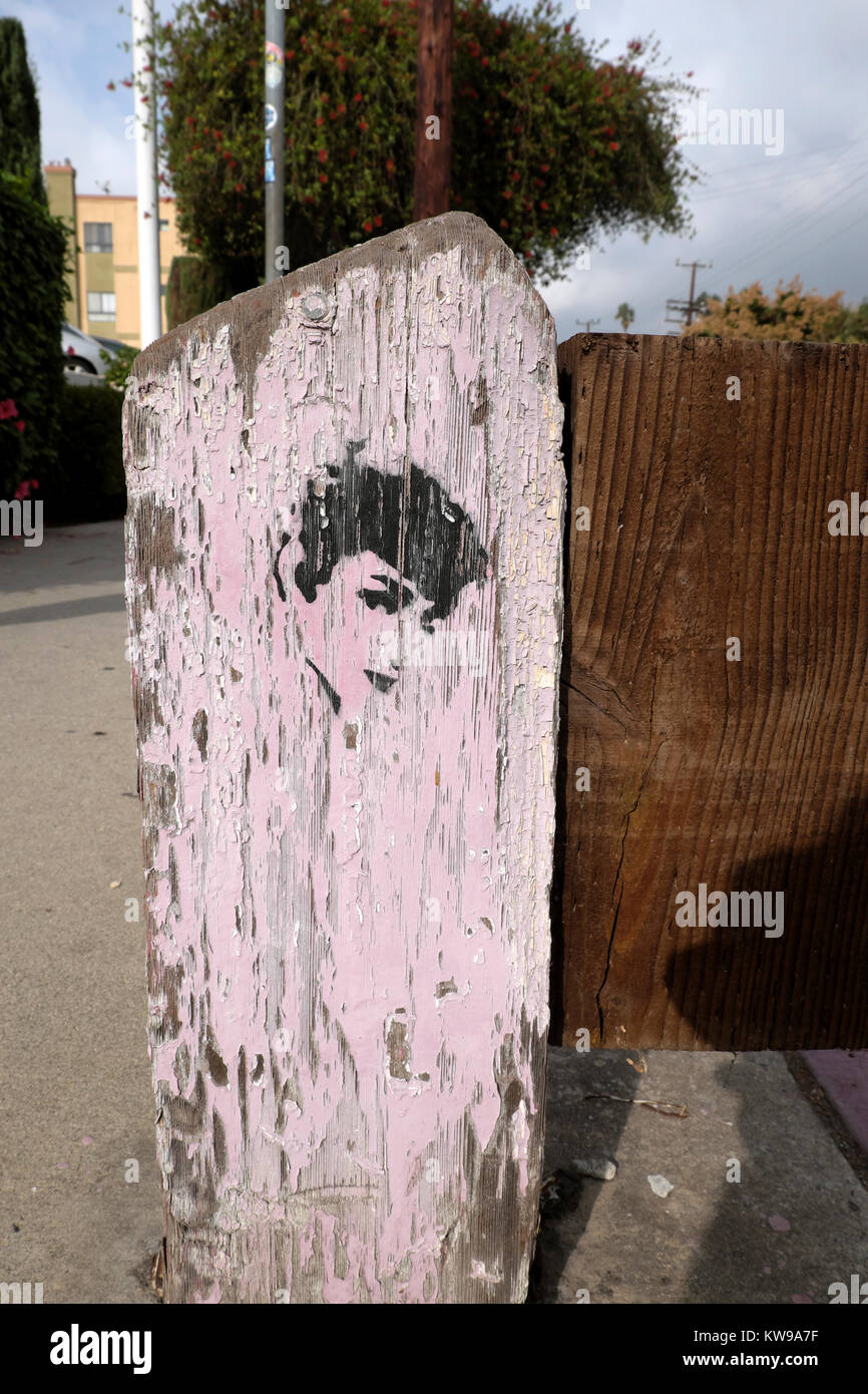 Stencil woman hi-res stock photography and images - Alamy