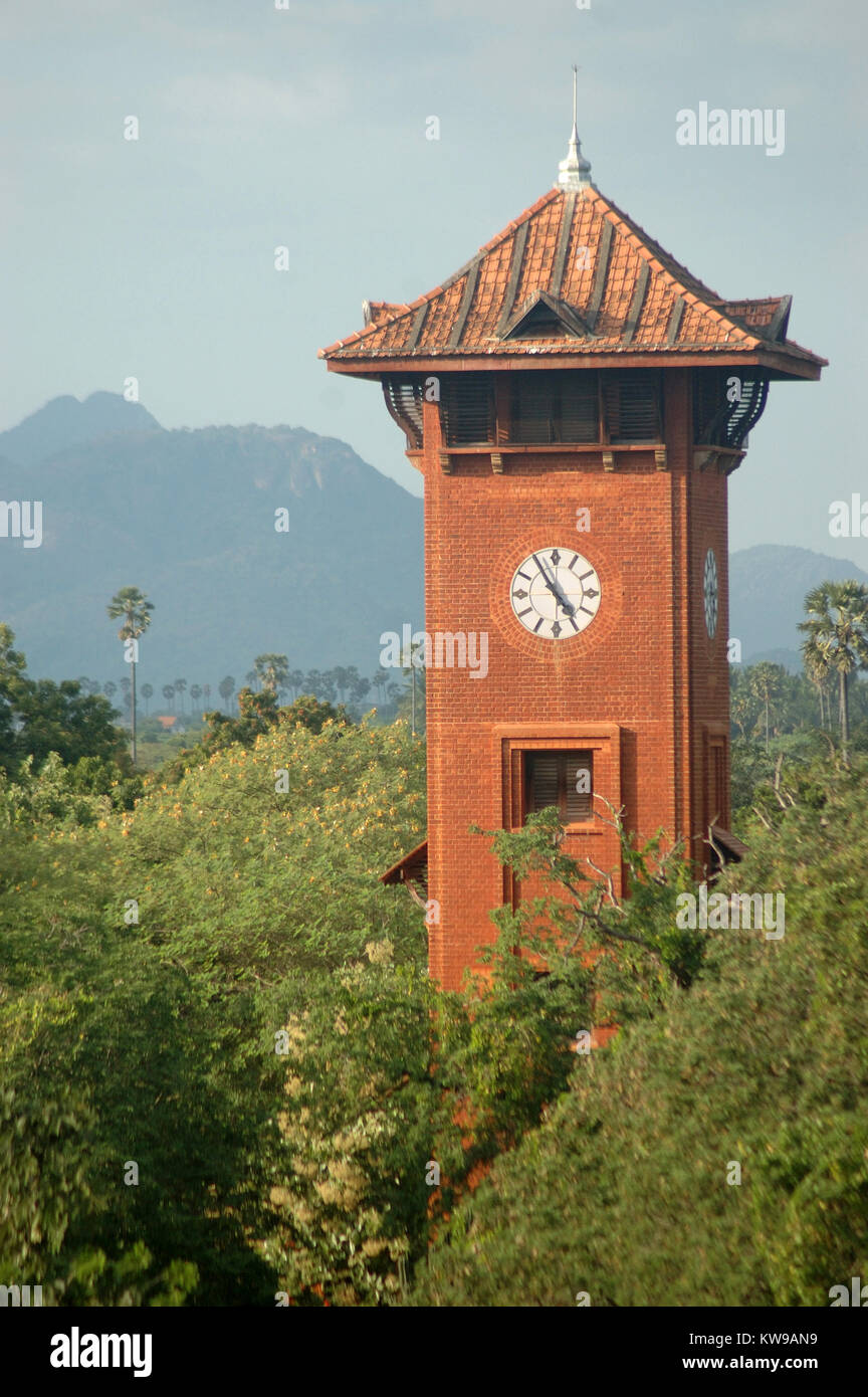 Indian clock towers hires stock photography and images Alamy