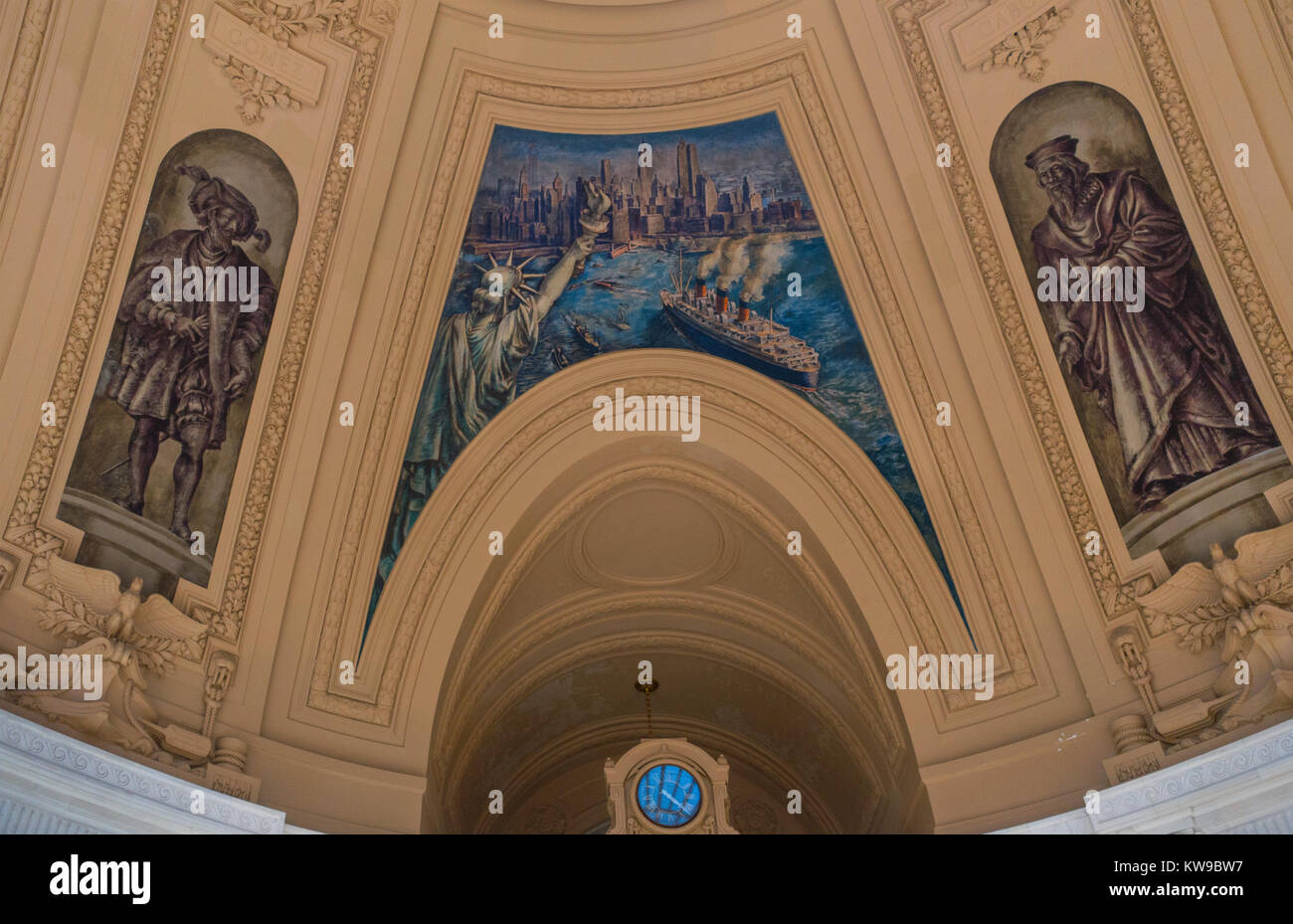 Alexander hamilton U.S. customs house Stock Photo Alamy