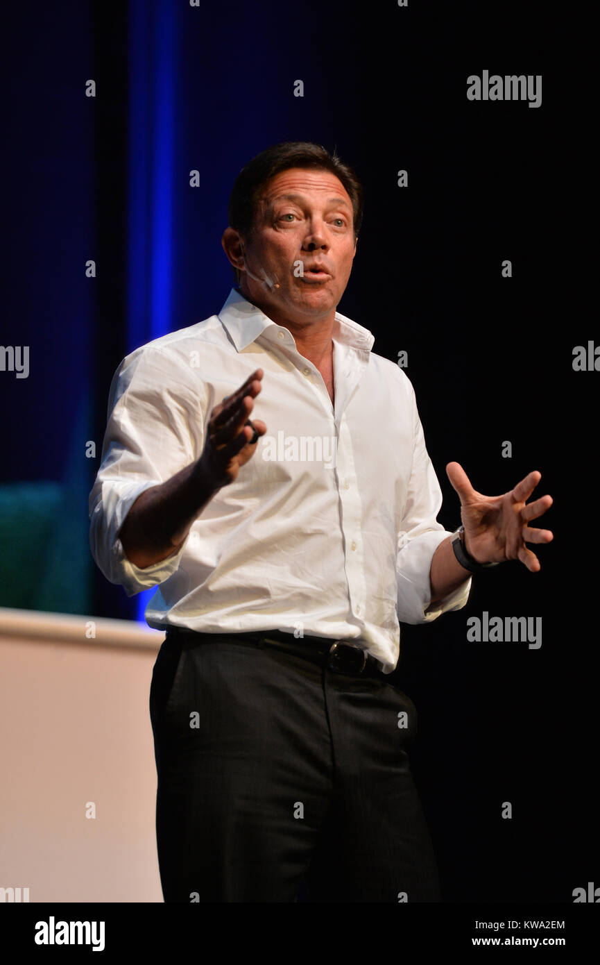 miami-fl-september-17-motivational-speaker-jordan-belfort-speaking