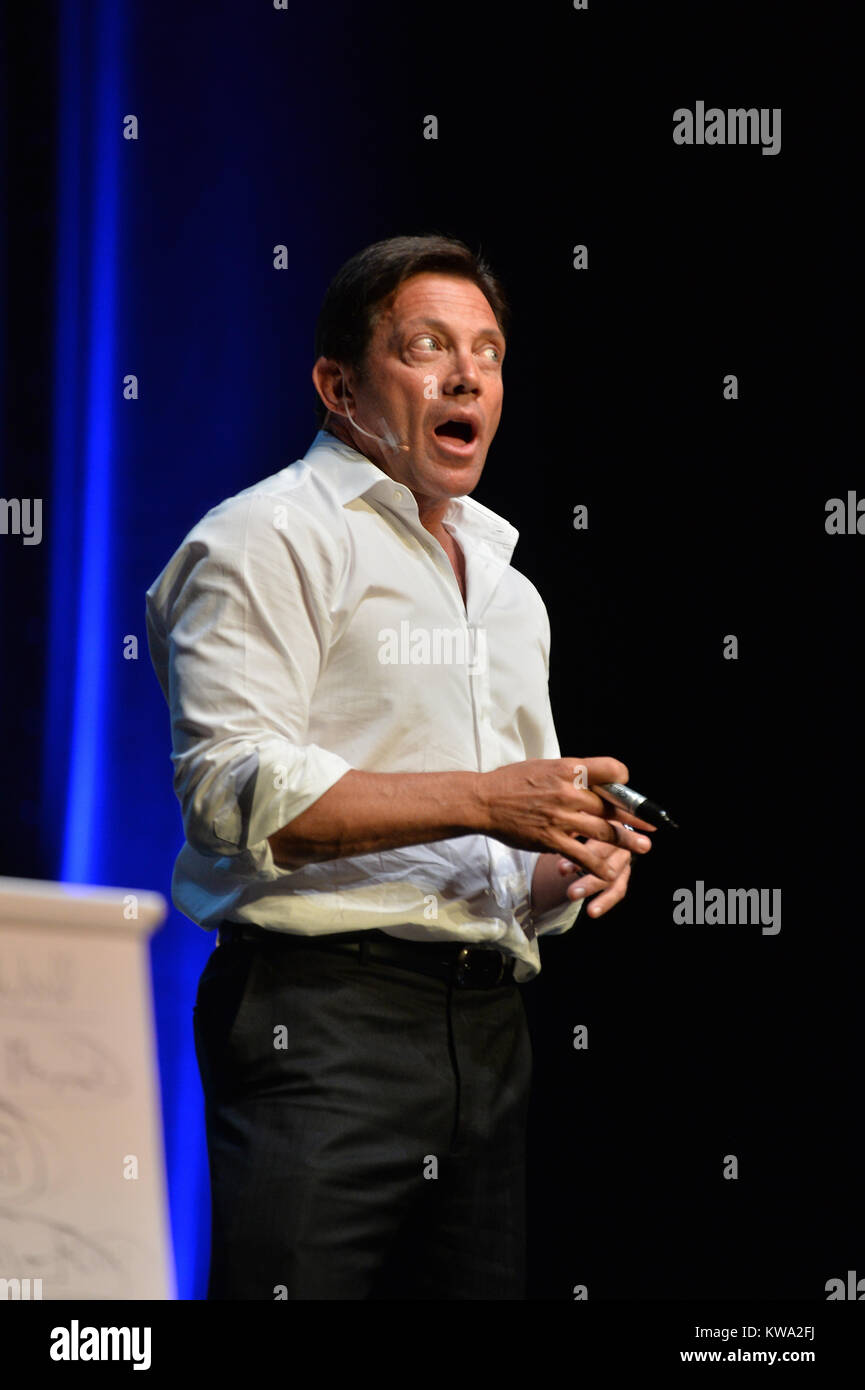 miami-fl-september-17-motivational-speaker-jordan-belfort-speaking