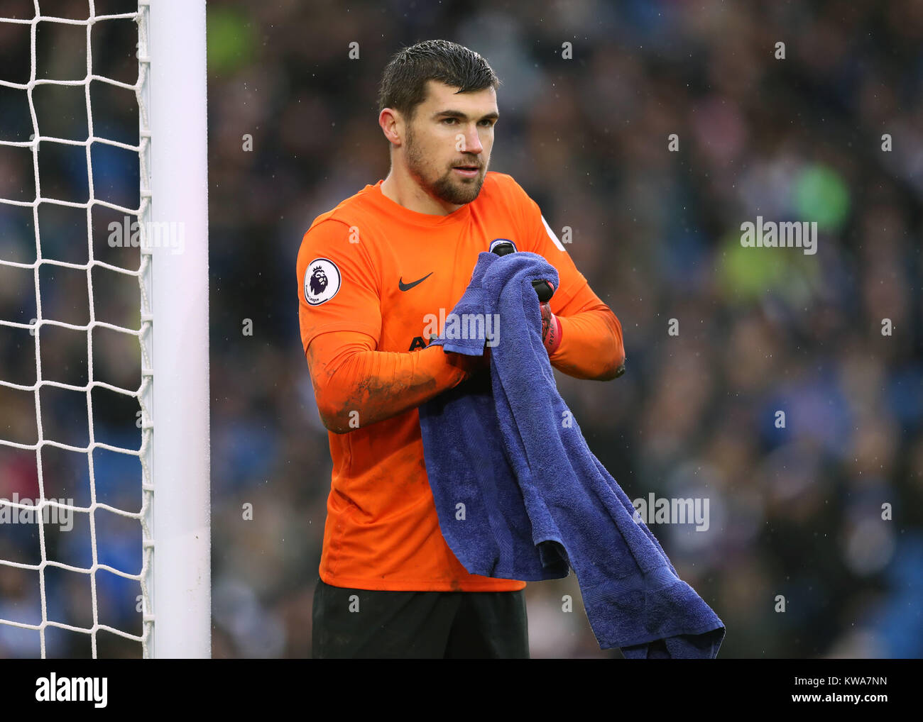 Brighton & Hove Albion goalkeeper Mathew Ryan during the Premier League match at the AMEX Stadium, Brighton. PRESS ASSOCIATION Photo. Picture date: Monday January 1, 2018. See PA story SOCCER Brighton. Photo credit should read: Adam Davy/PA Wire. RESTRICTIONS: No use with unauthorised audio, video, data, fixture lists, club/league logos or 'live' services. Online in-match use limited to 75 images, no video emulation. No use in betting, games or single club/league/player publications. Stock Photo
