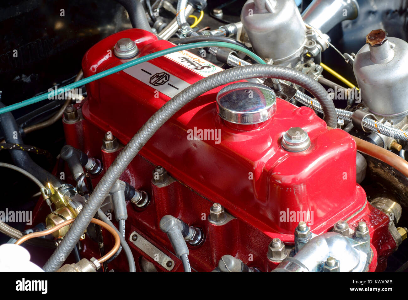 Mgb engine bay hi-res stock photography and images - Alamy