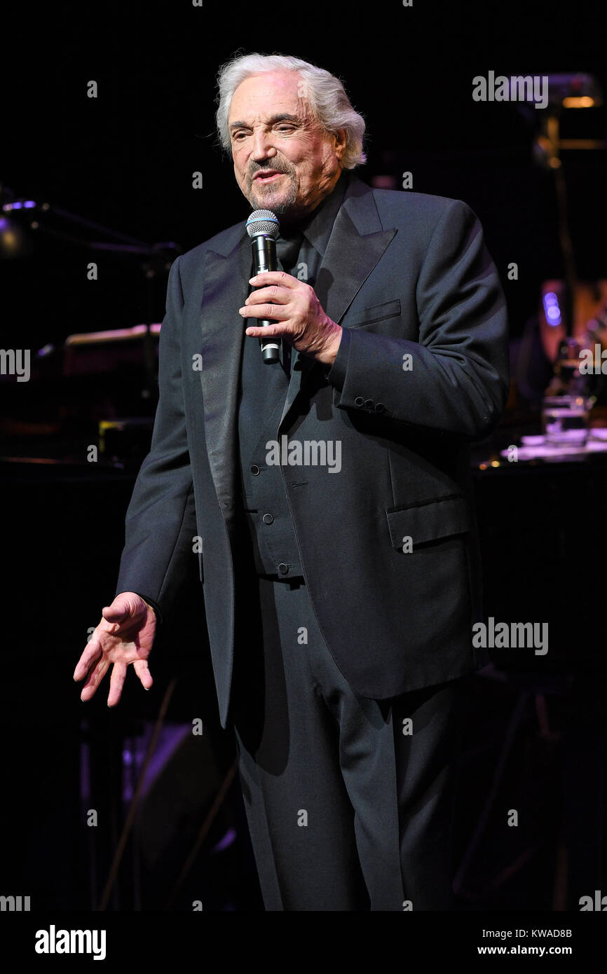 BOCA RATON DECEMBER 31 Hal Linden performs during a New Years Eve