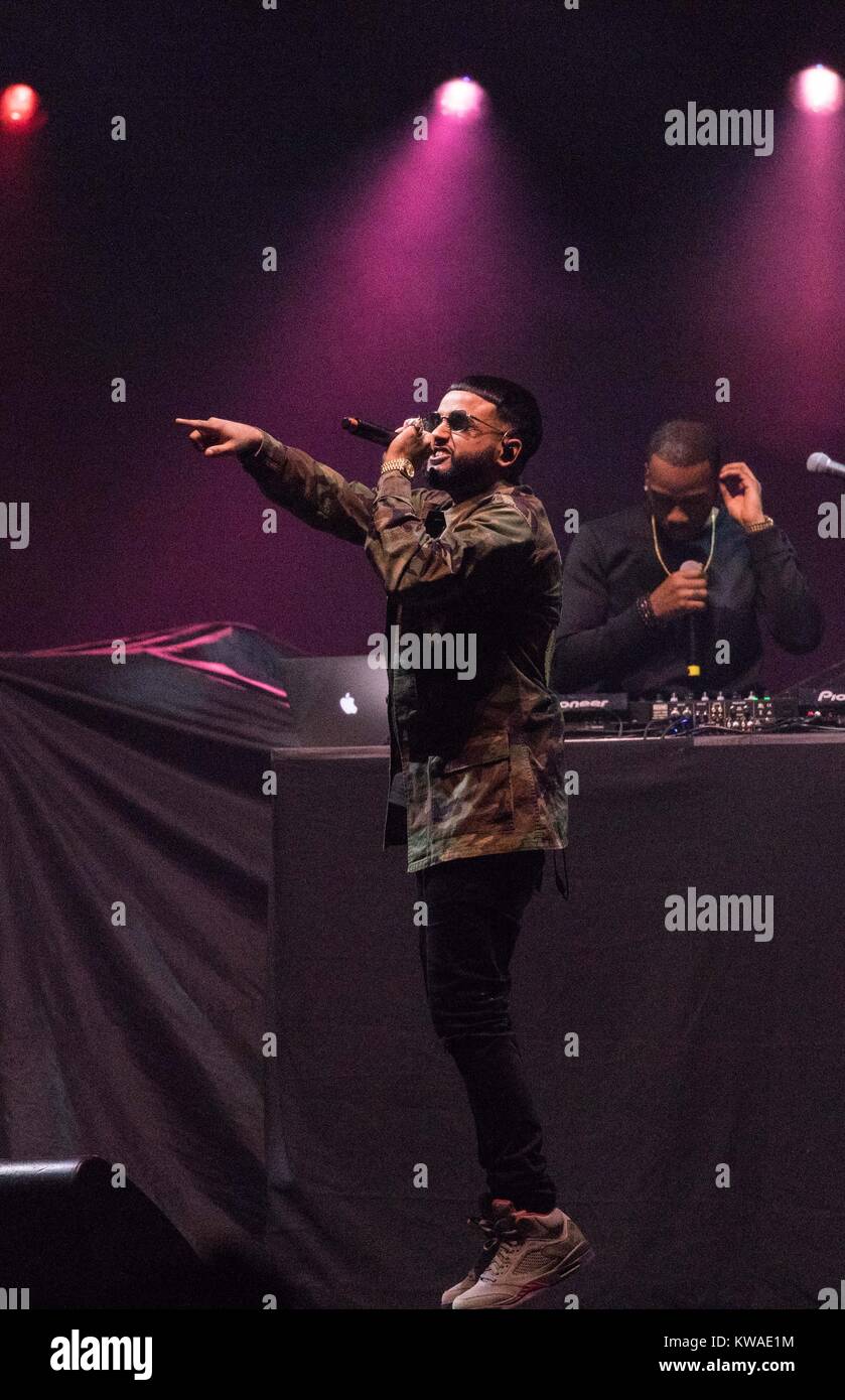 Chicago, Illinois, USA. 2nd Nov, 2017. Rapper NAV (NAVRAJ SINGH GORAYA) during the Starboy Tour at United Center in Chicago, Illinois Credit: Daniel DeSlover/ZUMA Wire/Alamy Live News Stock Photo