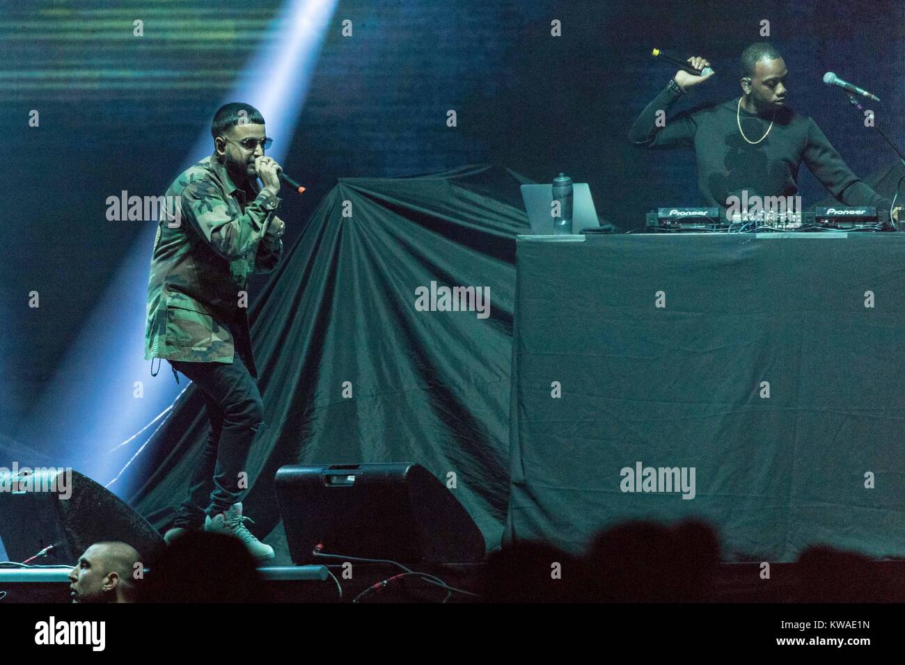 Chicago, Illinois, USA. 2nd Nov, 2017. Rapper NAV (NAVRAJ SINGH GORAYA) during the Starboy Tour at United Center in Chicago, Illinois Credit: Daniel DeSlover/ZUMA Wire/Alamy Live News Stock Photo