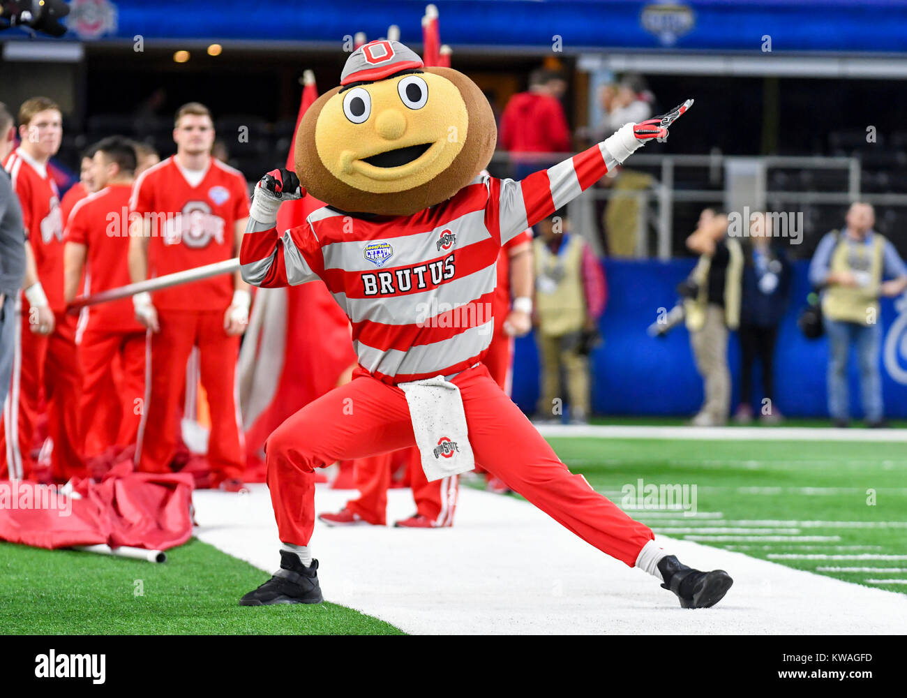 Buckeyes mascot hi-res stock photography and images - Alamy