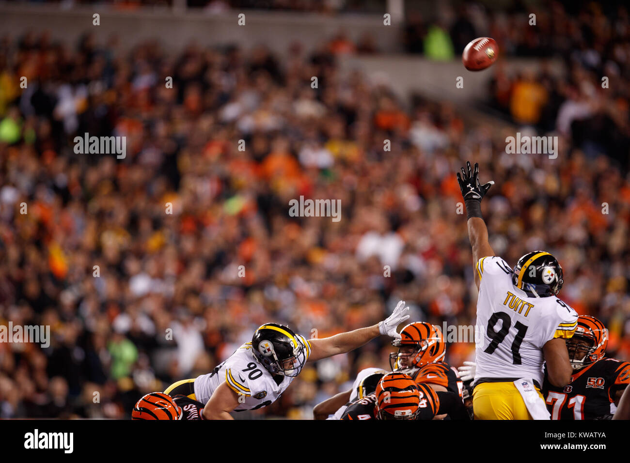 Pittsburgh steelers defensive end stephon tuitt 91 hires stock