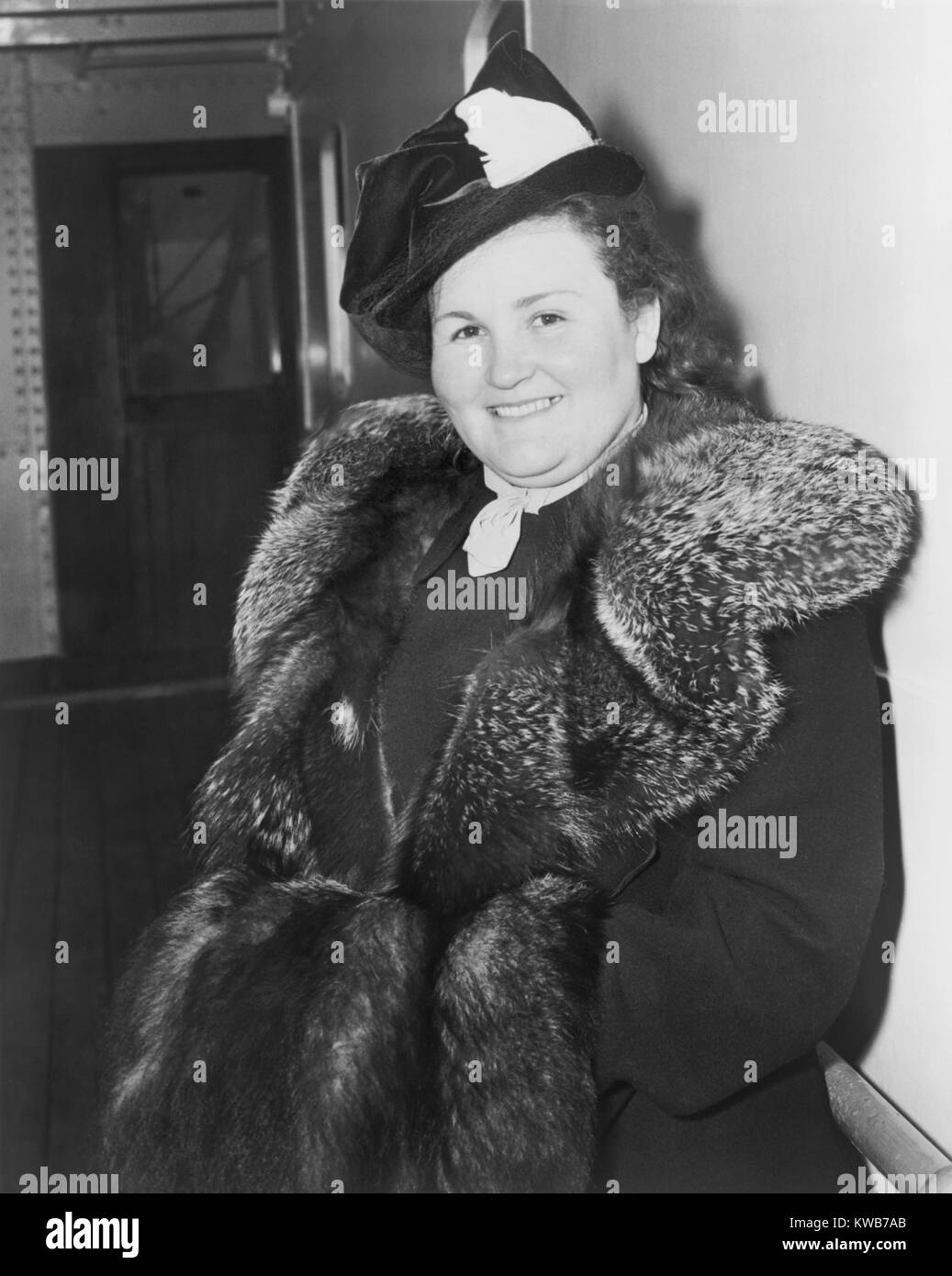 Luba Tryszynska, the 'Angel of Belsen,' arriving in New York City in 1947. She lost her husband and son to Nazi death camps in Poland in 1943. In 1944, as a prisoner in the Bergen-Belsen concentration camp she protected and sustained a group of 46 Dutch Jewish children, of whom 44 survived World War 2. (BSLOC 2014 10 175) Stock Photo