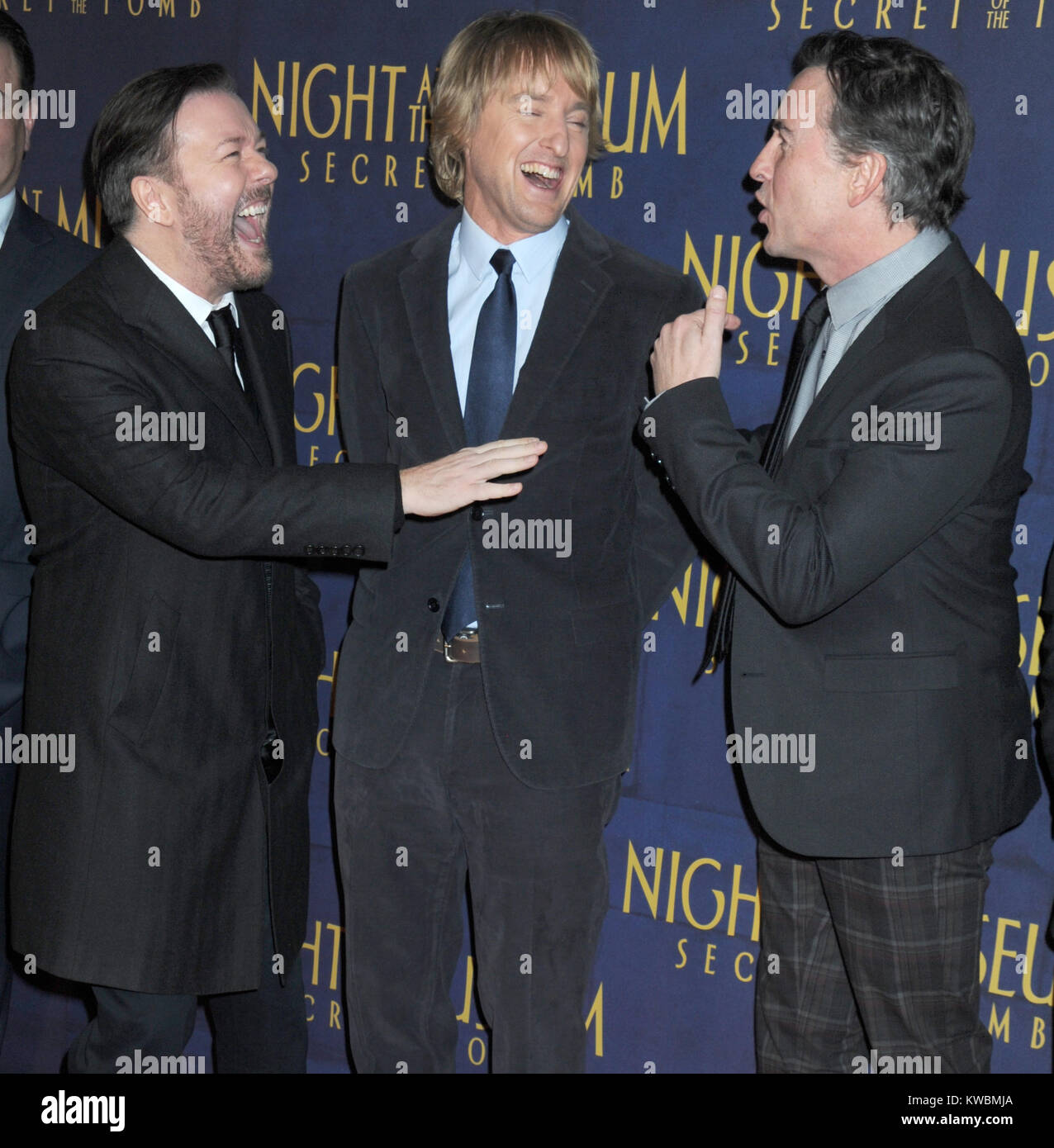 NEW YORK, NY - DECEMBER 11: Ricky Gervais, Owen Wilson attends the