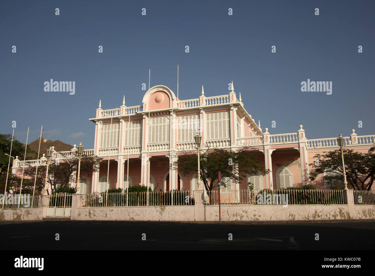 Palácio do Povo (People's Palace), or Palácio do Mindelo, (formerly the Palácio do Governador Governor's Palace), Mindelo, Cape Verde. Stock Photo