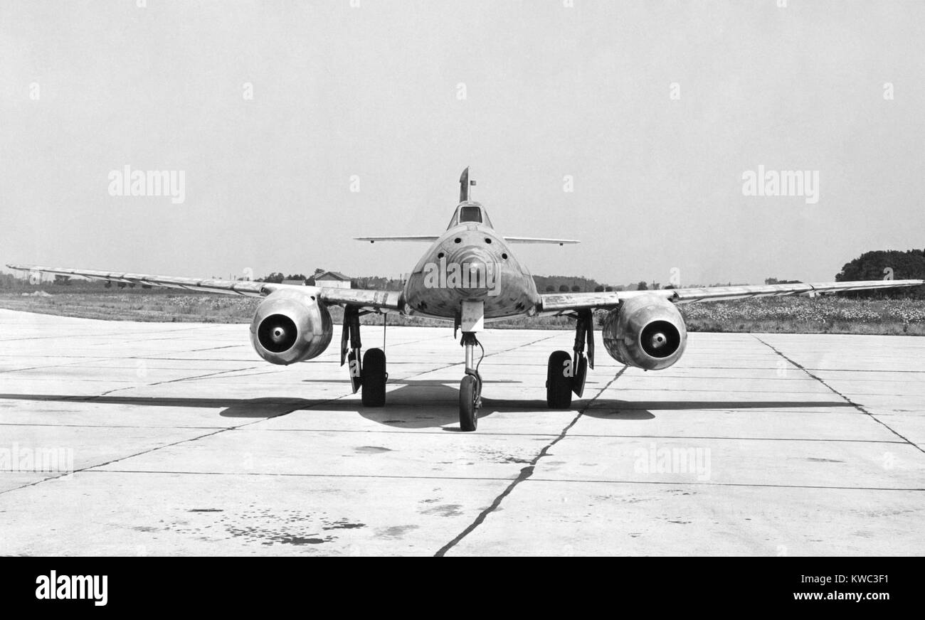 German Messerschmitt 262 jet-propelled plane in possession of the U.S. Air Force after World War 2. Frontal view. 1945 (BSLOC 2015 13 74) Stock Photo