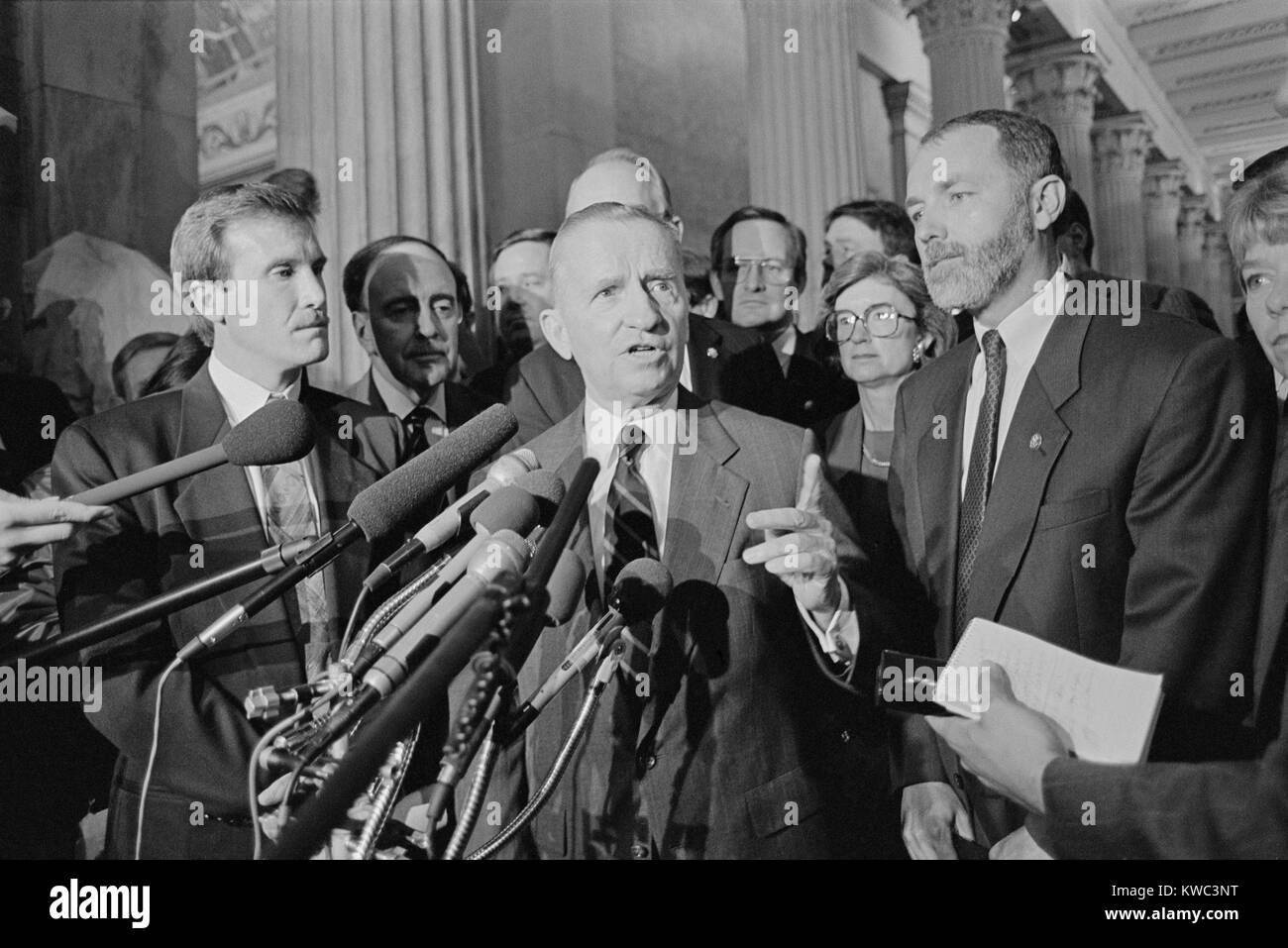 Ross Perot received 18.9% of the popular vote in the 1992 Presidential election, 19,741,065 votes. He ran again in 1996 for the Reform Party which he founded, and received 8% of the popular vote. Photo shows him with Republican freshmen Congress at the U.S. Capitol in May 1993. (BSLOC 2015 14 155) Stock Photo