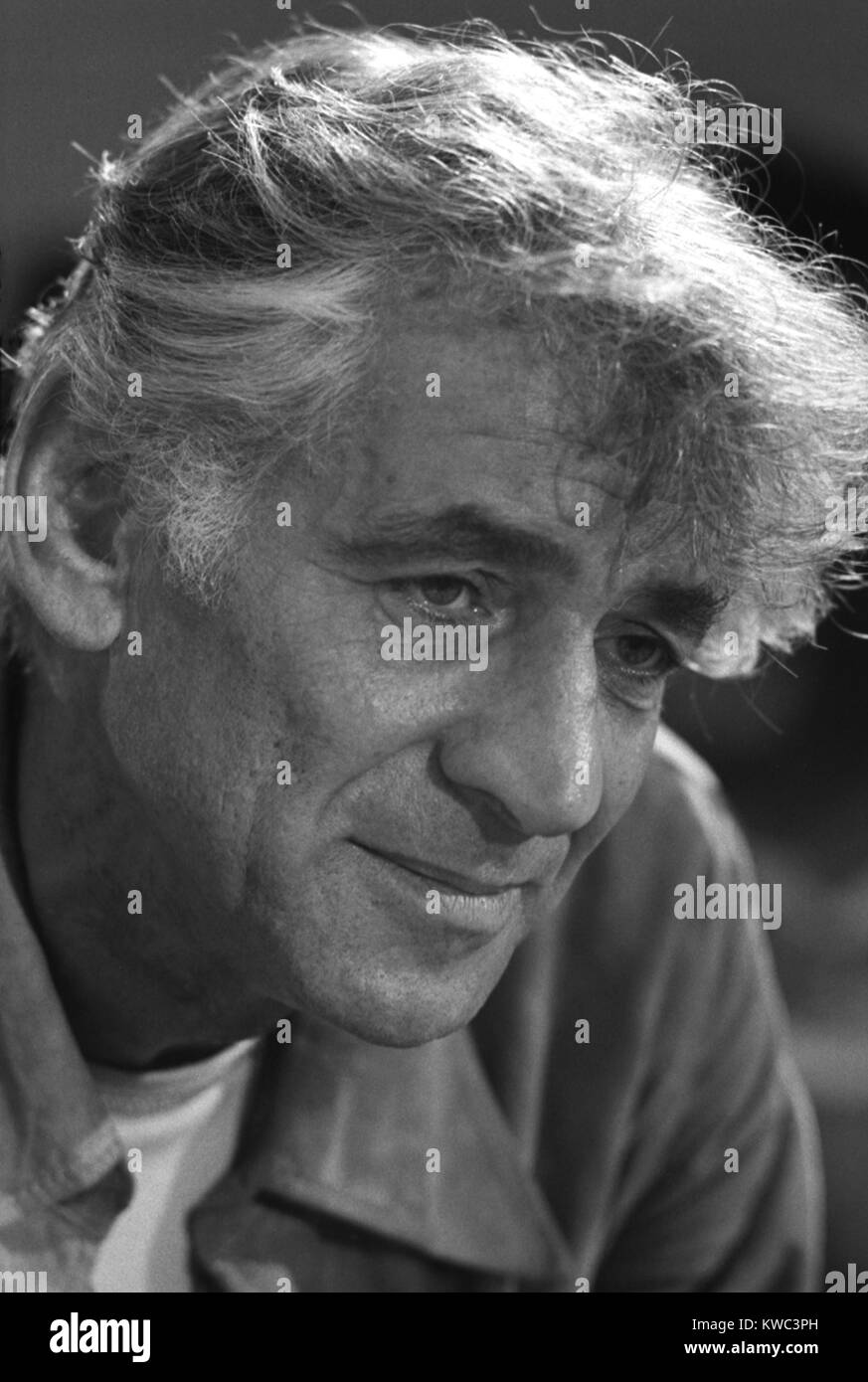 Leonard Bernstein listening to his 'Mass' during a rehearsal, Sept. 1, 1971. Commissioned by Jacqueline Kennedy, it premiered on Sept. 8, 1971 at the opening of the John F. Kennedy Center for the Performing Arts in Washington, D.C. (BSLOC 2015 14 165) Stock Photo