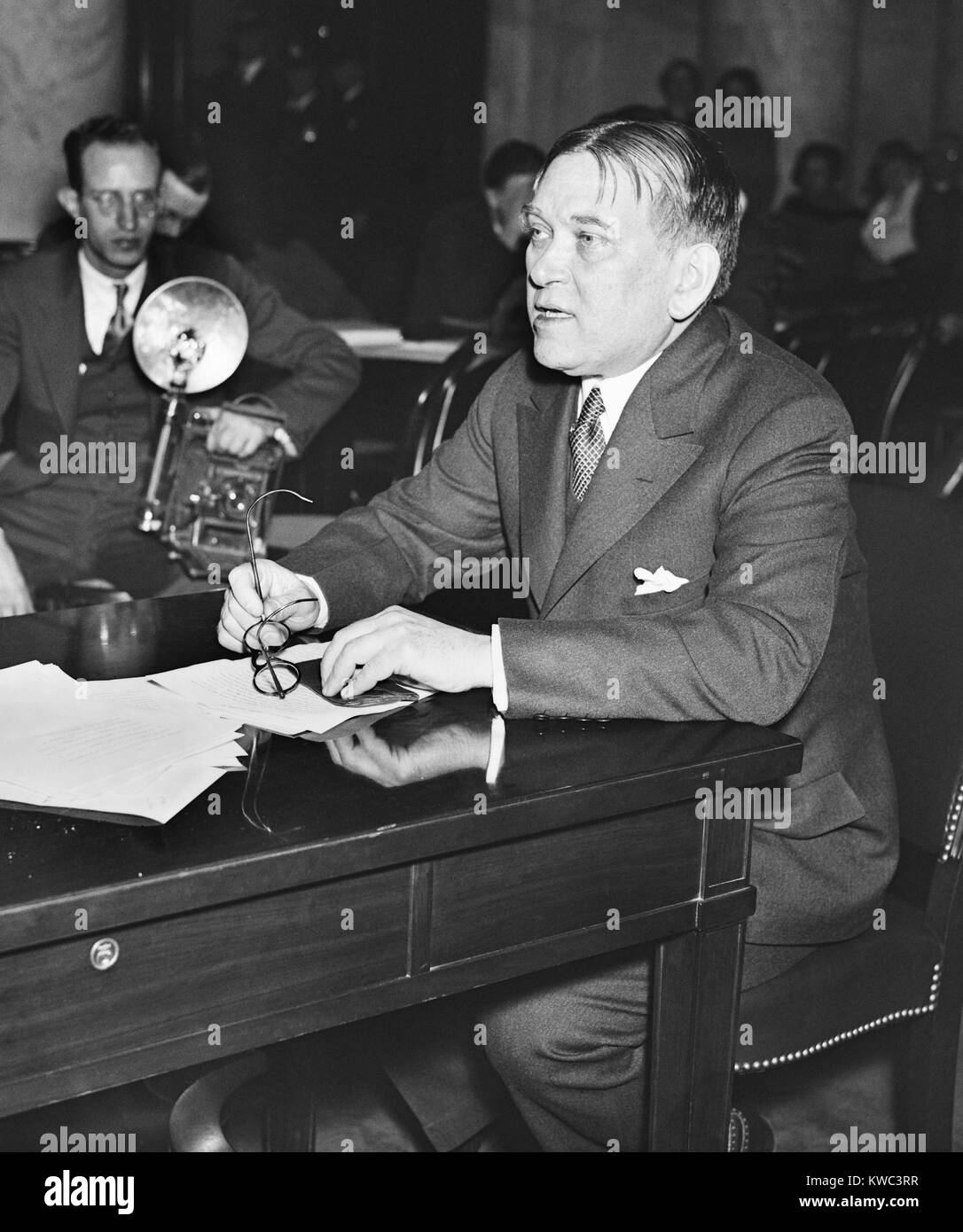 Henry Mencken testified, 'no civilized country can condone lynching,' on Feb. 2, 1935. The journalist and social critic was before the Senate Judiciary sub-committee hearing on the Anti-Lynching bill. Between 1920 and 1930 the House of Representative passed three strong bills, but each was blocked by the Senate's Southern Democratic voting block. (BSLOC 2015 14 180) Stock Photo