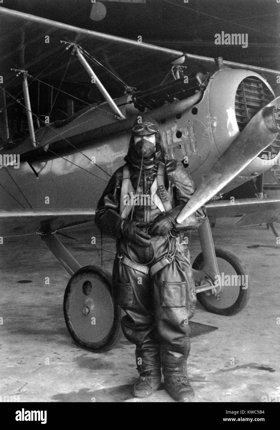 Test pilot Paul King in a fur lined leather flying suit and oxygen mask before take off, Oct. 17, 1925. He will fly the NACA Vought VE-7,from Langley Field, Hampton, Virginia. National Advisory Committee for Aeronautics, NACA, was a Federal agency established in 1915, and was the predecessor of NASA. (BSLOC 2015 14 195) Stock Photo