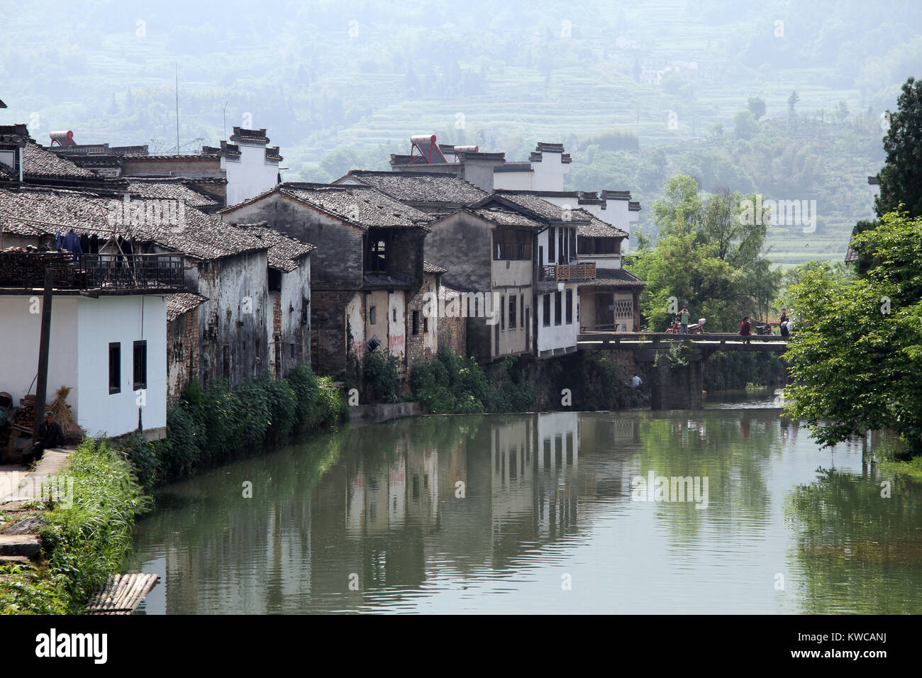 Houses on the riverbank in Shexian town, China Stock Photo