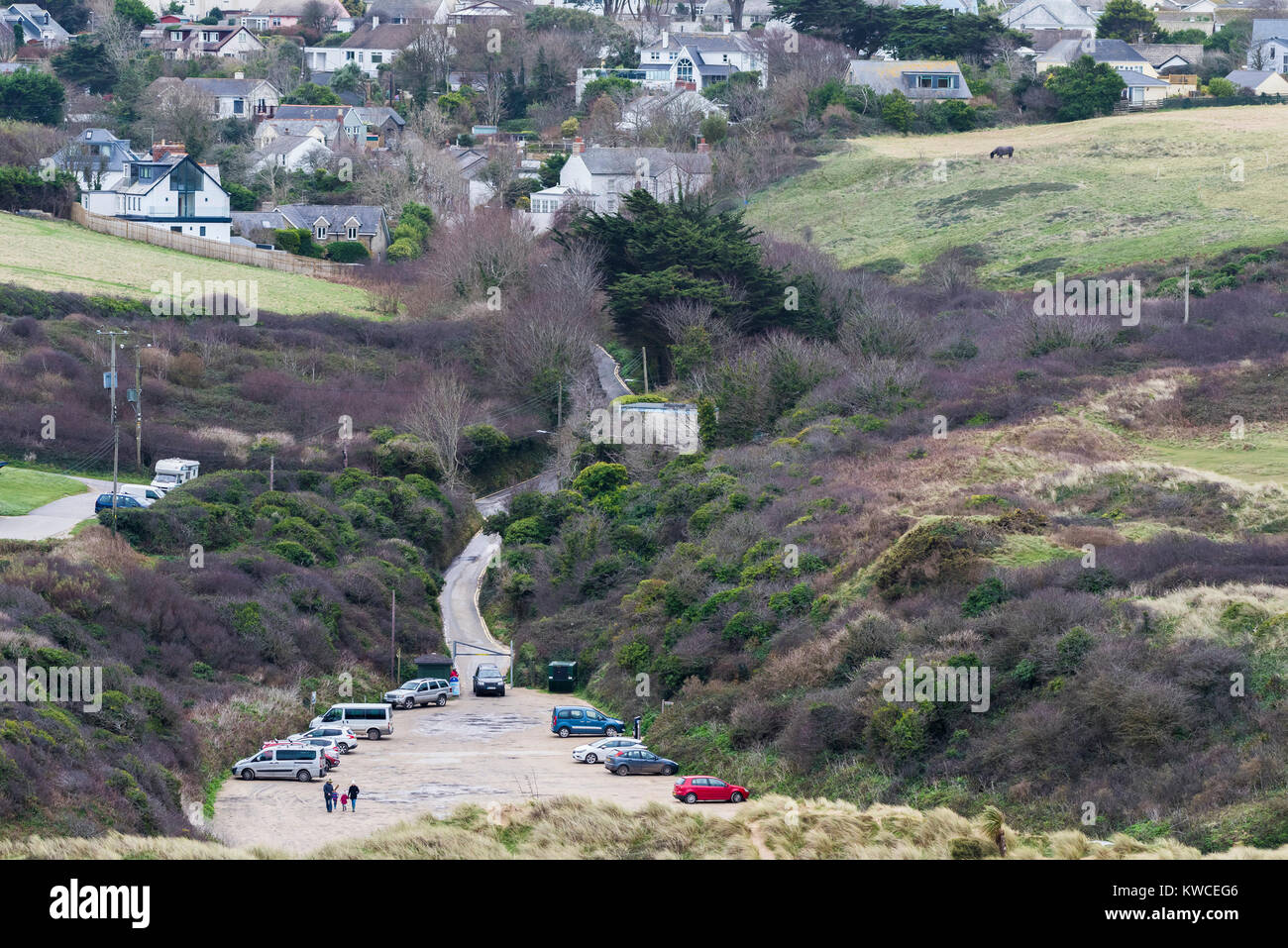 Cars on coastal road hires stock photography and images Alamy