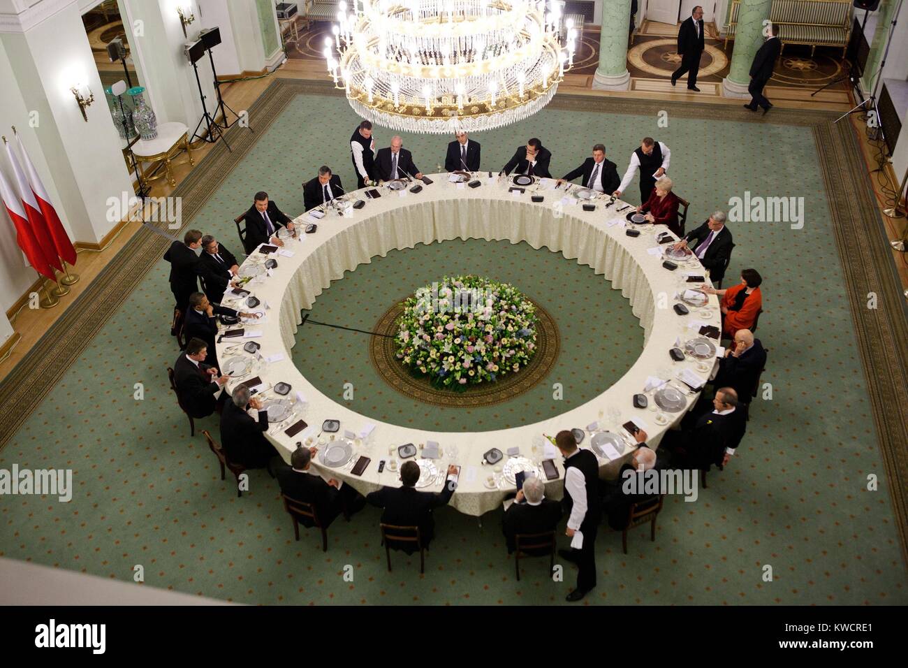 Dinner meeting of central and eastern European leaders at the Presidential Palace in Warsaw, Poland. President Barack Obama to right of Polish President Bronislaw Komorowski. May 27, 2011. (BSLOC 2015 3 194) Stock Photo