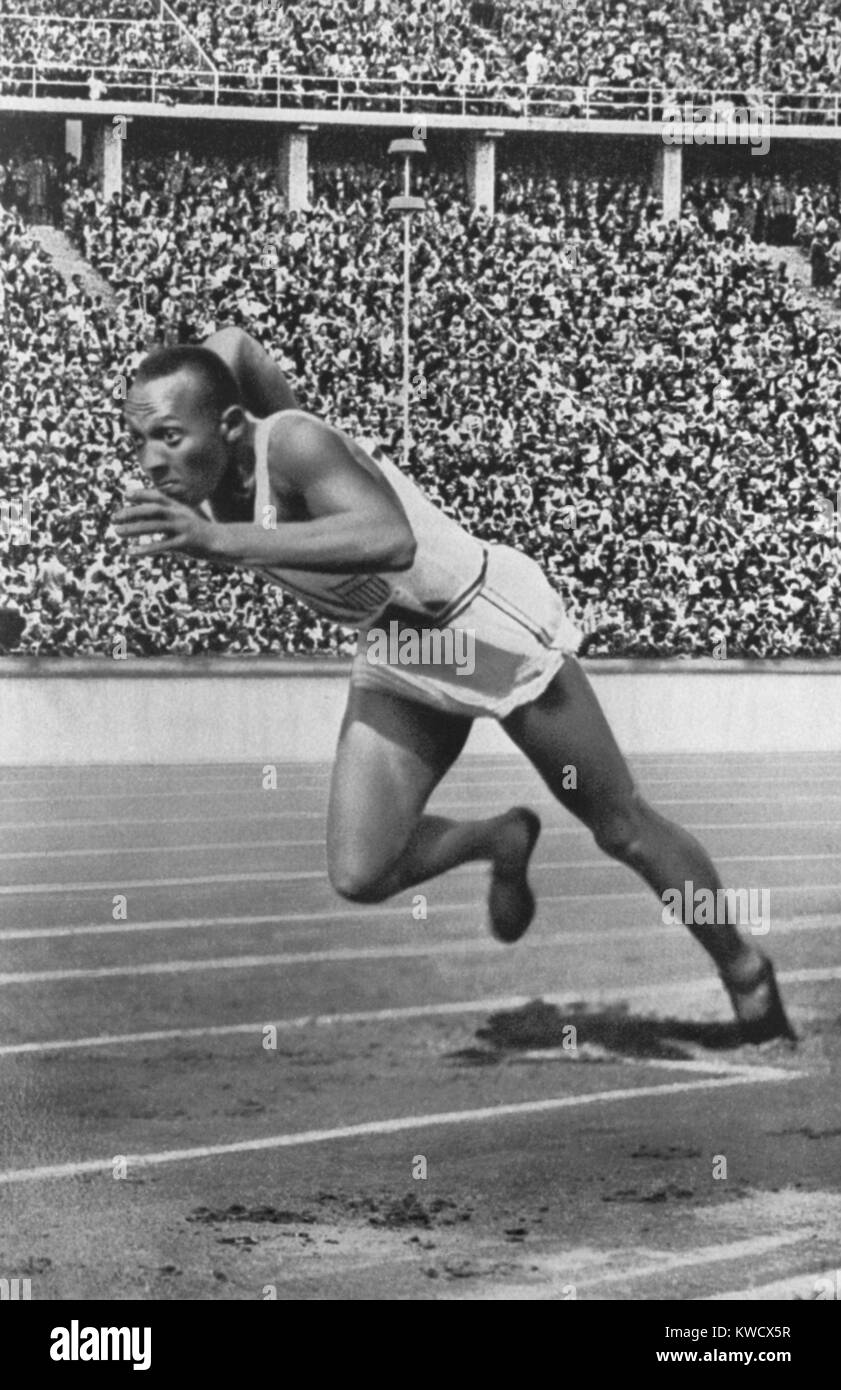 Jesse Owens at start of record breaking 200 meter race at the Berlin Olympics, August 4-5, 1936 (BSLOC 2017 2 191) Stock Photo