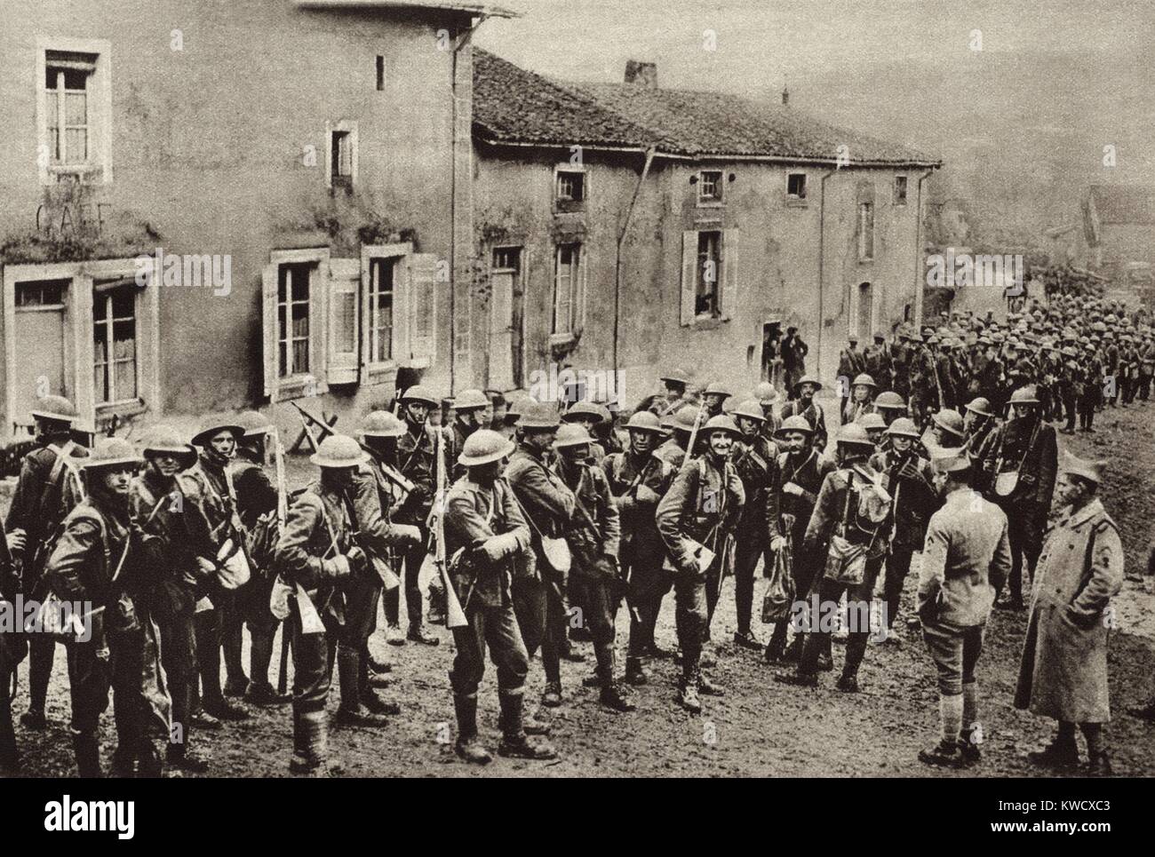 World War 1: Battle of St. Mihiel. American troops who have been under fire in France during the first independent American operation of World War 1. Sept. 12-16, 1918. (BSLOC_2013_1_201) Stock Photo