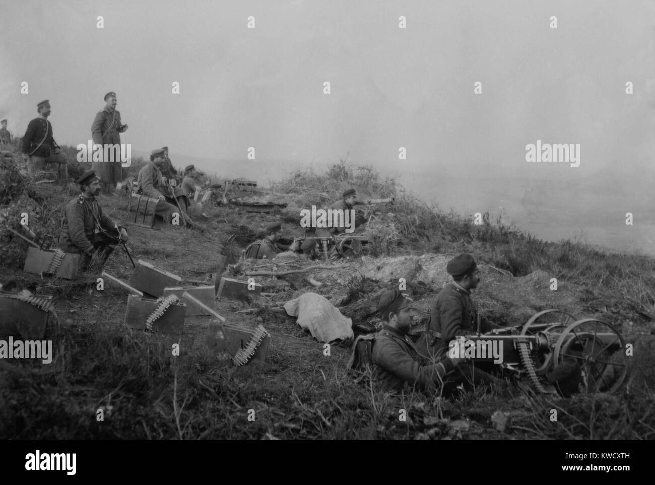 Battle of Catalca, (Tchataldja), First Balkan War, Nov. 16-17, 1912 and Feb. 3- April 3, 1913. Bulgarian Rapid fire guns on the Chataldja line, Soldiers are dug in, with officers and ammunition belts behind them (BSLOC 2017 1 136) Stock Photo