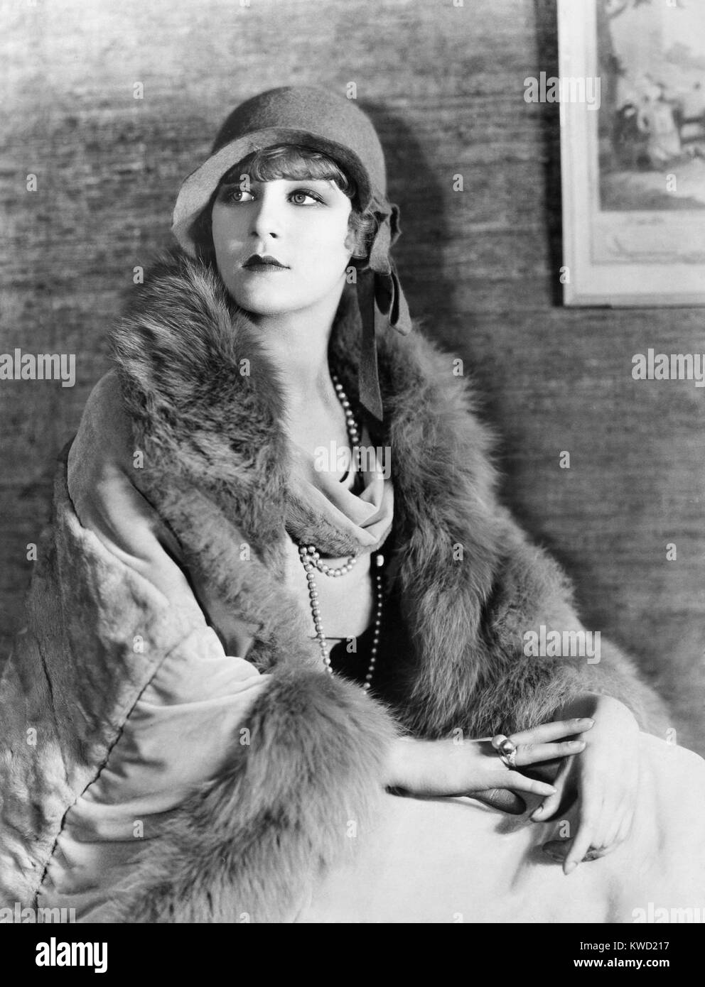 1920s fashion High Resolution Stock Photography and Images - Alamy