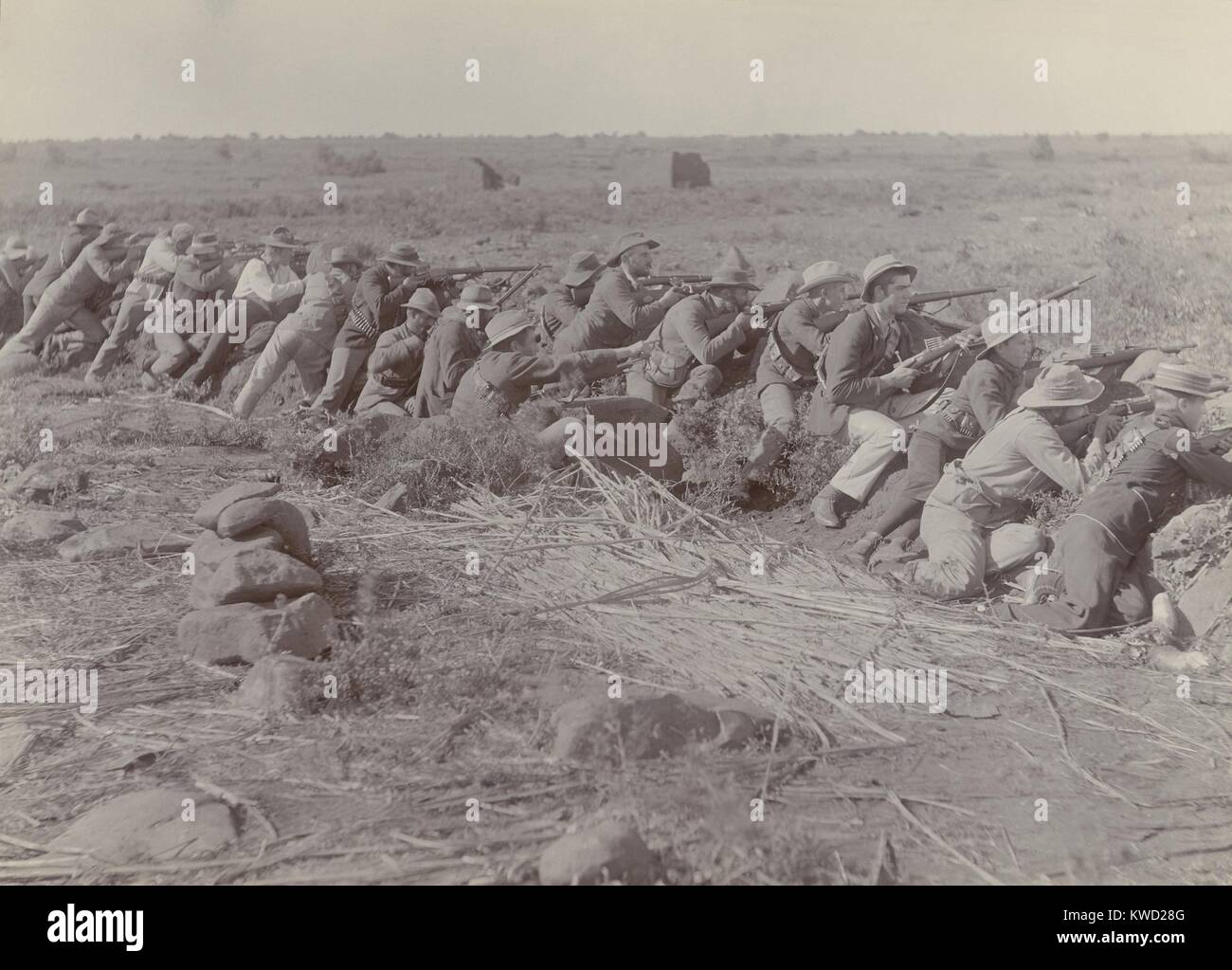 Boer soldiers in their shallow trench during the 217-day Siege of Mafeking, in the Boer War. From Oct 1899 to May 1900, the Afrikaners held the city against the British  (BSLOC 2017 20 46) Stock Photo