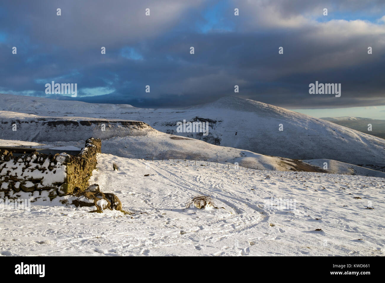 Murton Pike and the Entrance to High Cup Gill Viewed from the Pennine Way Footpath in Winter, Eden Valley, Cumbria, UK Stock Photo