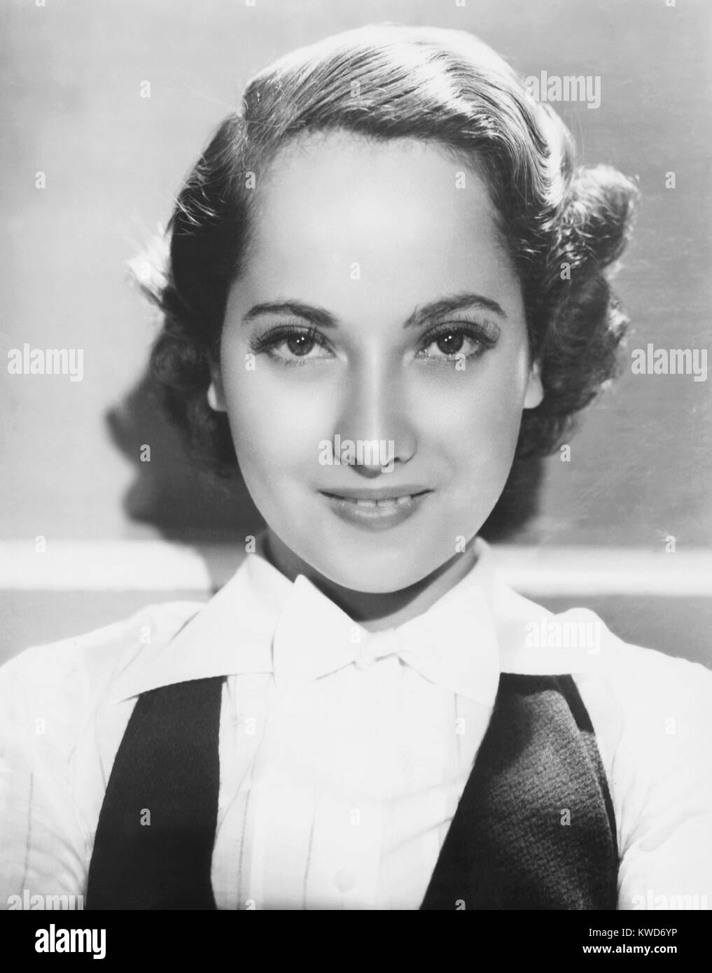THREE THREE, Merle Oberon, 1936 Stock Photo Alamy