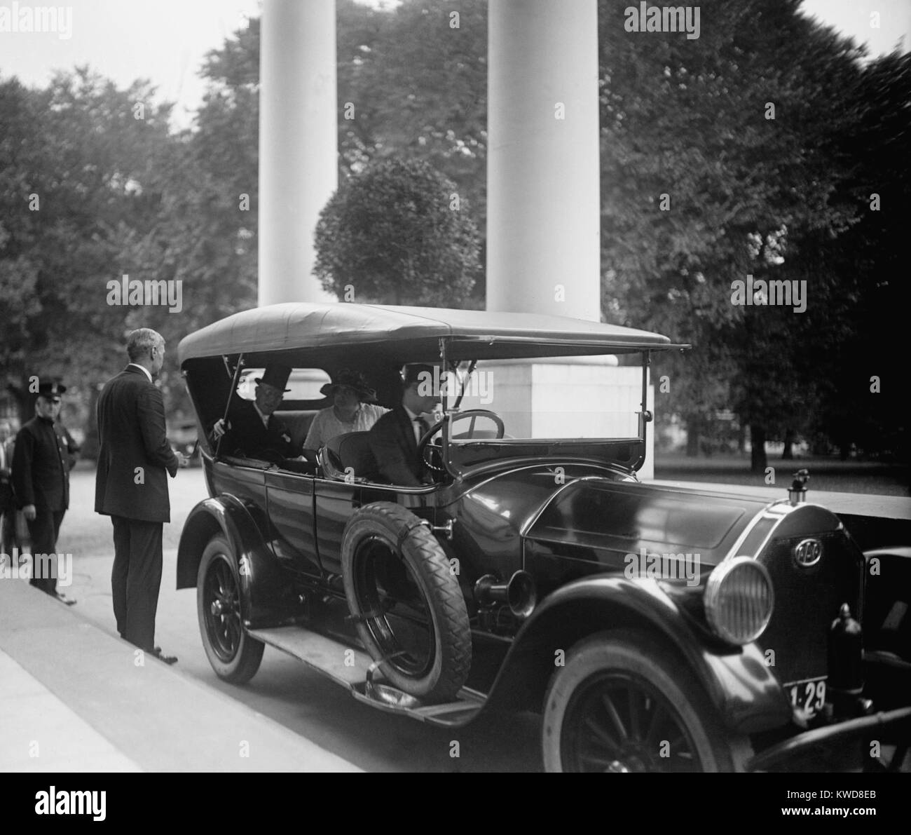 Former President Woodrow Wilson calls at White House the day after ...