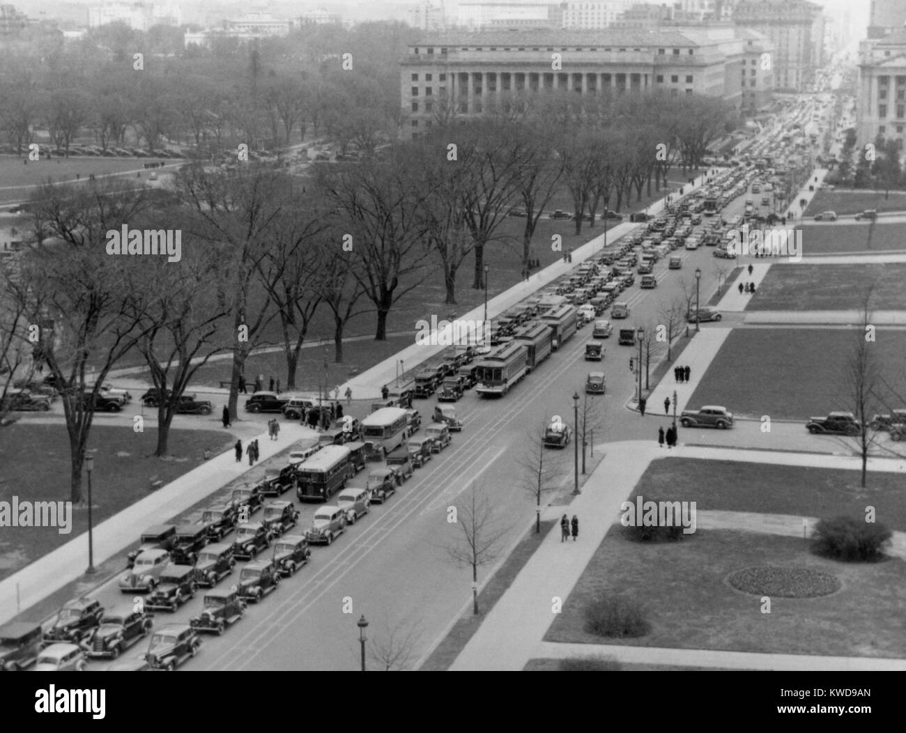 Washington D.C. traffic jam at 14th St. and the Mall, April 1937 (BSLOC 2016 10 119) Stock Photo