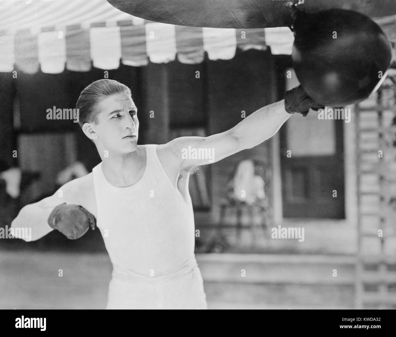Georges Carpentier, French boxer, fought as a light heavyweight/ heavyweight from 1908 to 1926. After his boxing career, he acted in silent and talking films. Ca. 1920. (BSLOC 2015 17 56) Stock Photo