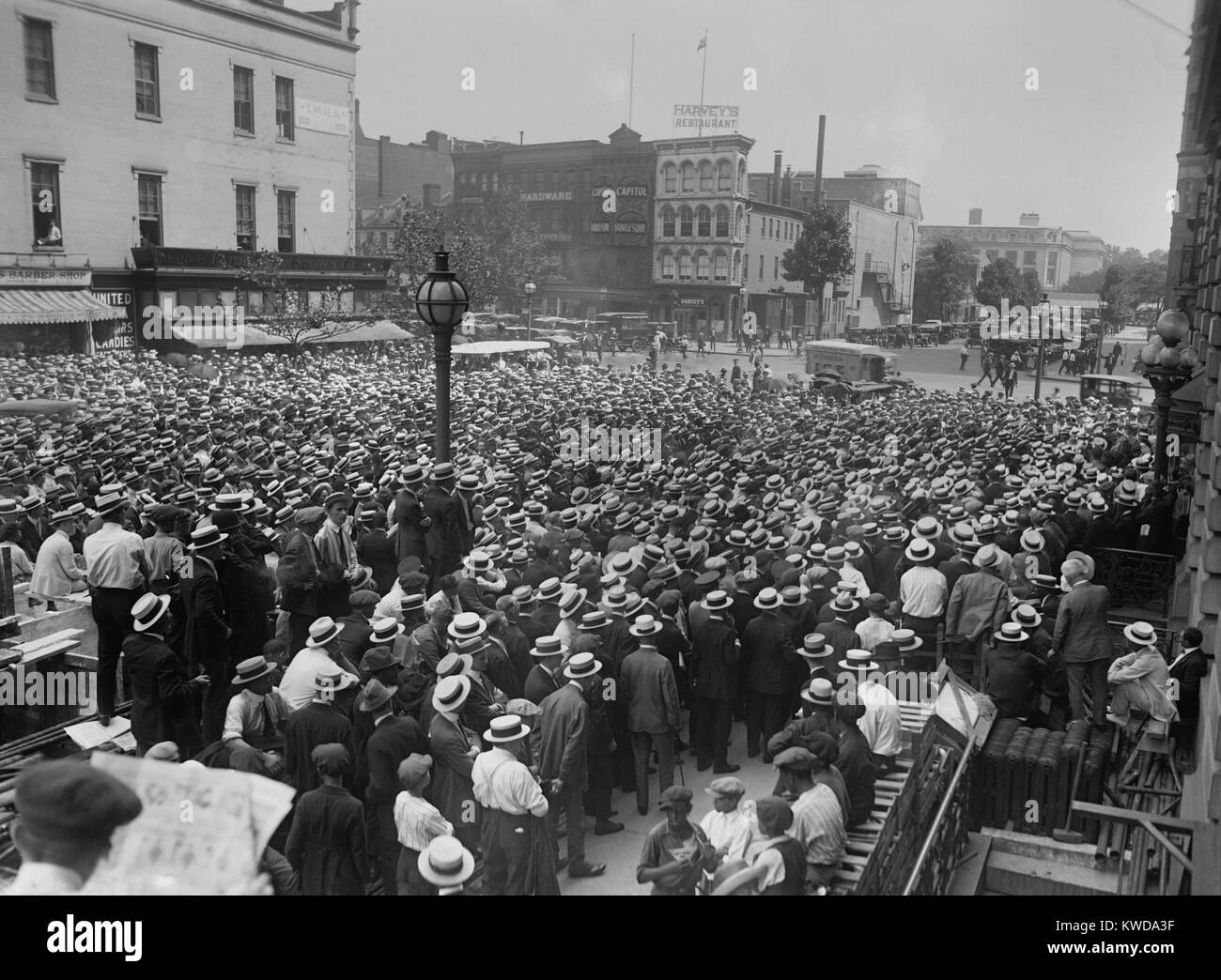 Crowds arriving at the Jack Carpentier fight. Jersey