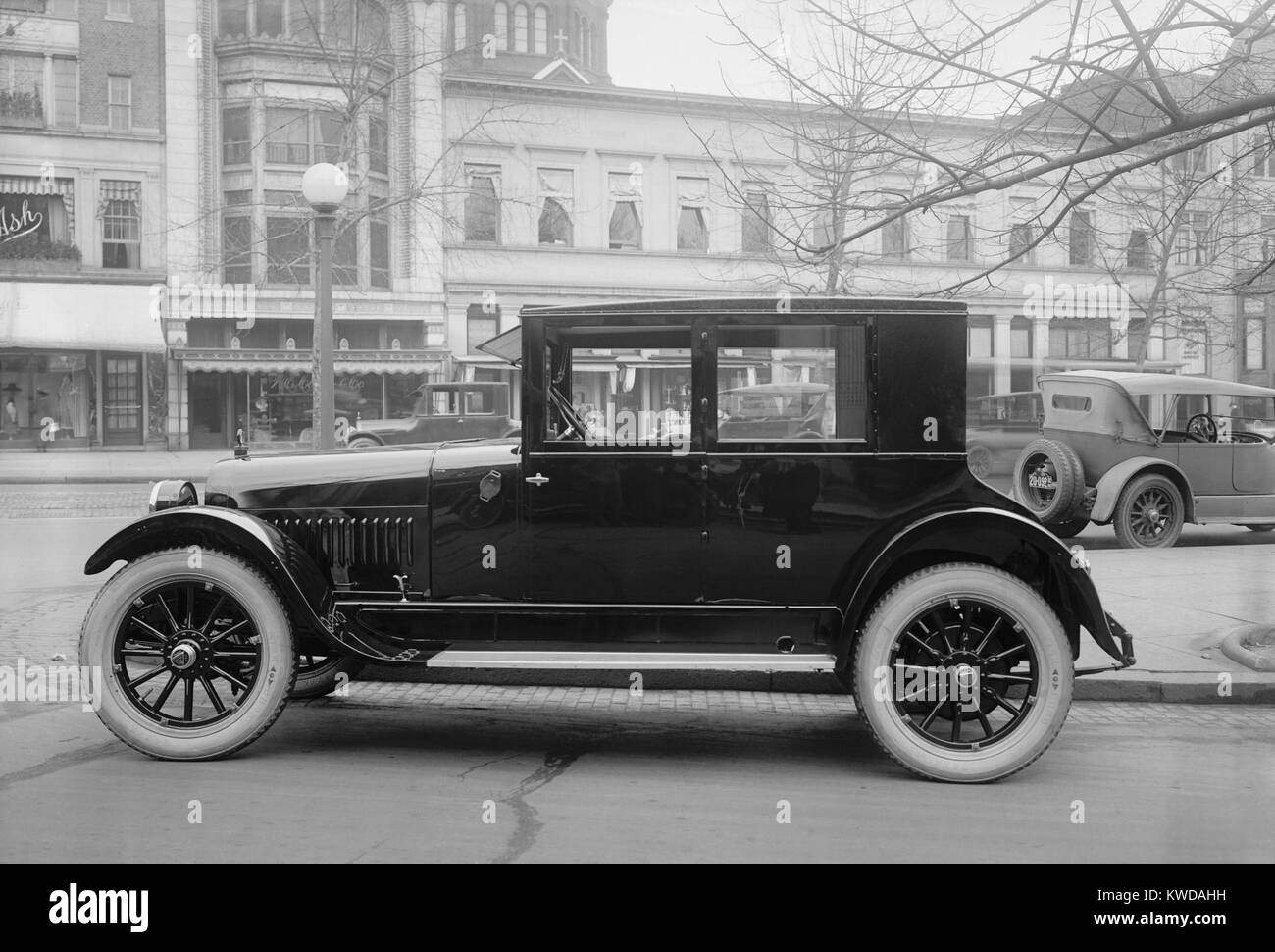Hudson Essex, four passenger coach, 1922. Hudson Motor Car Company introduced the lower priced Essex in 1919, to compete with Ford and Chevrolet. 1,130,000 Essex automobiles were sold by its retirement in 1932 (BSLOC 2016 10 110) Stock Photo