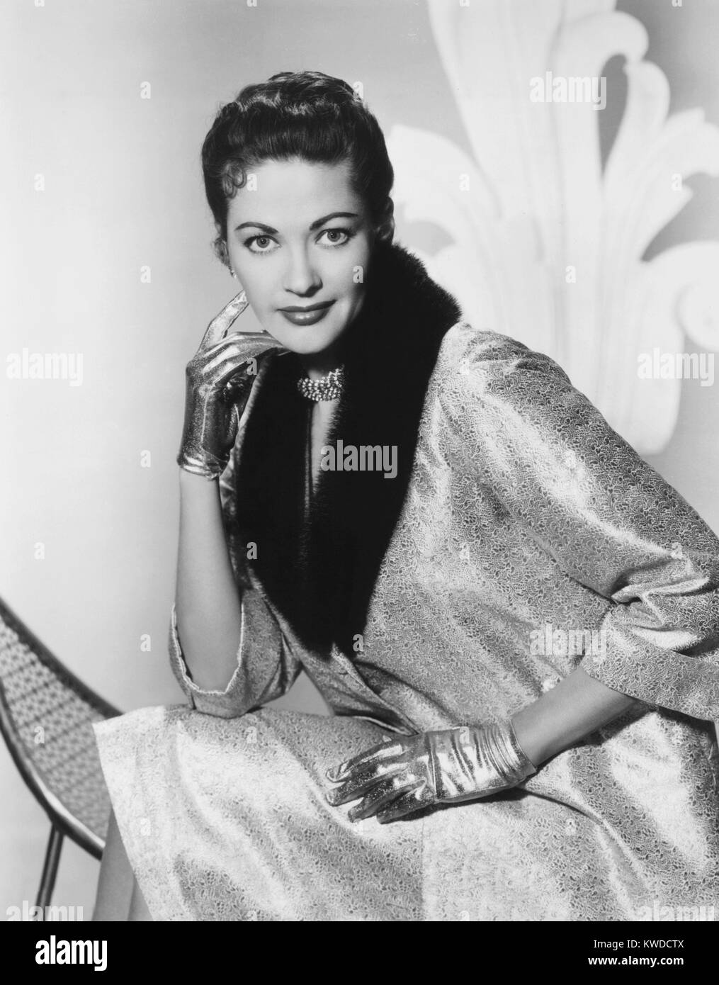 Yvonne De Carlo, ca. 1957 Stock Photo - Alamy