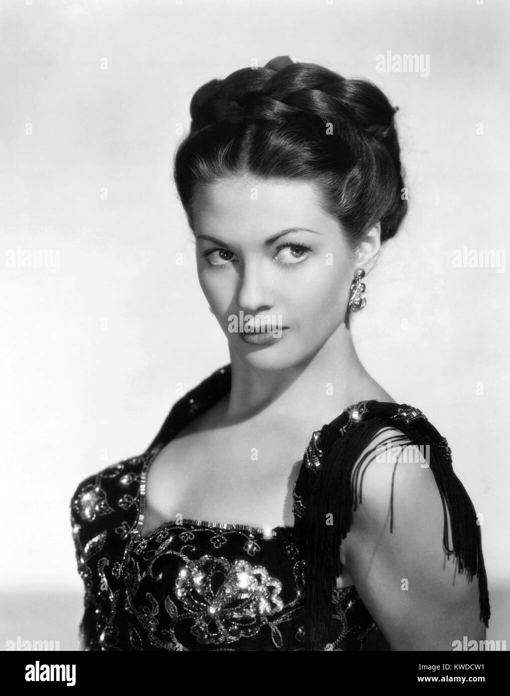 Yvonne de carlo hi-res stock photography and images - Alamy