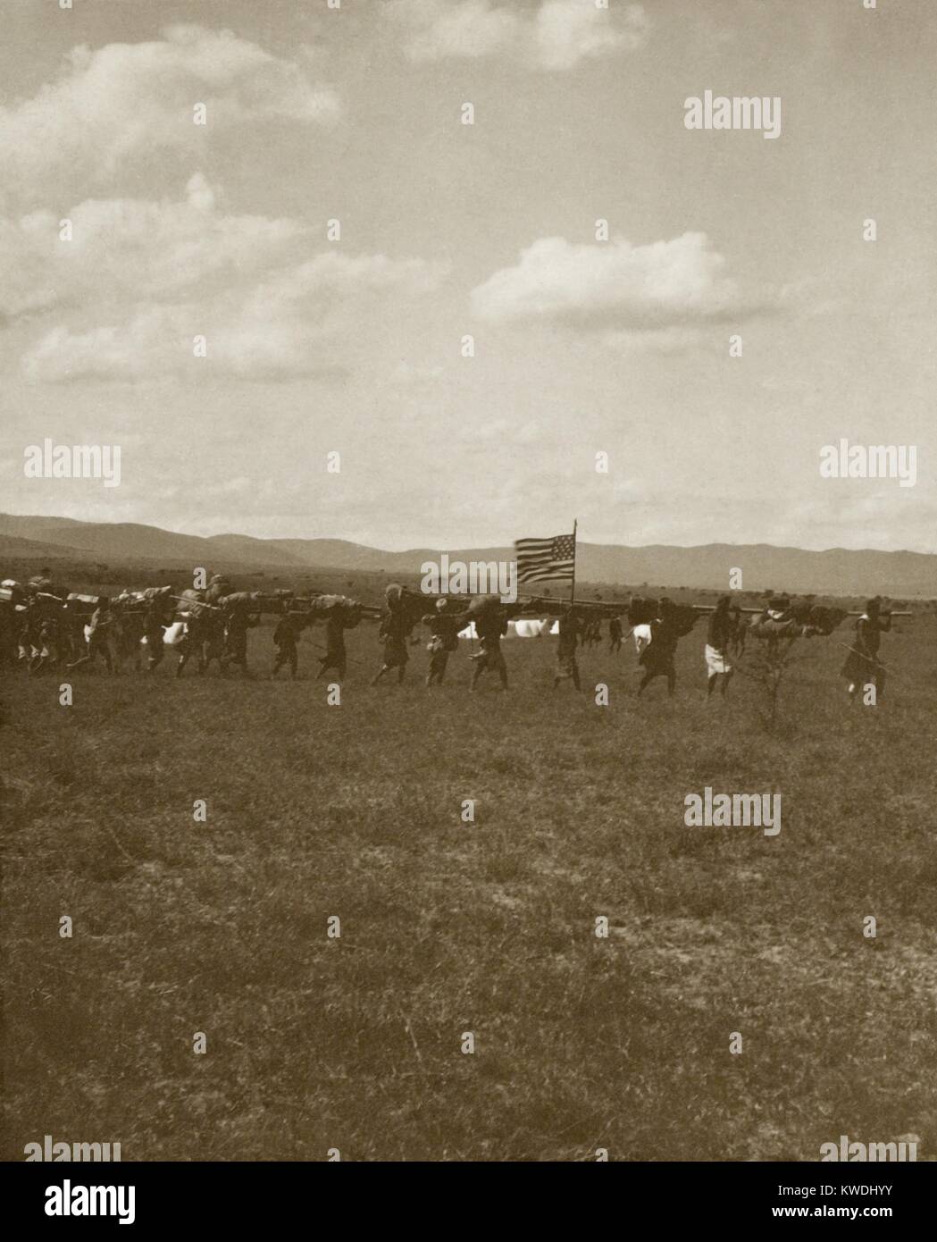 Kenya landscape 1900s hi-res stock photography and images - Alamy