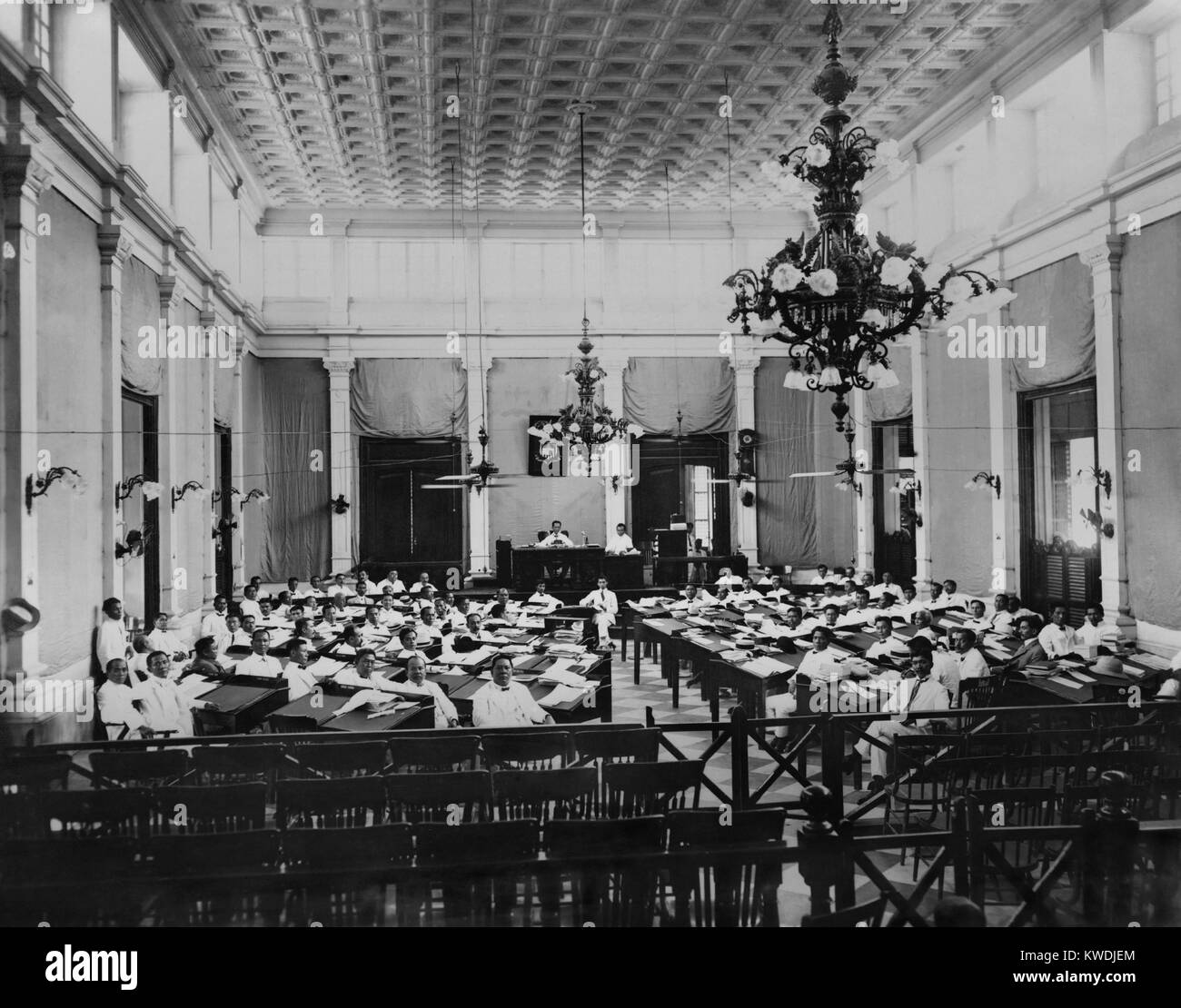 The Philippines Assembly in session, c. 1907. The popularly elected legislature was established by the US Congress Philippine Organic Act of 1902 as the lower house of government, subordinated to the US appointed Philippine Commission. The Philippine Autonomy Act of 1916 (Jones Act) replaced the Commission with an elected Philippine Senate (BSLOC 2017 10 91) Stock Photo