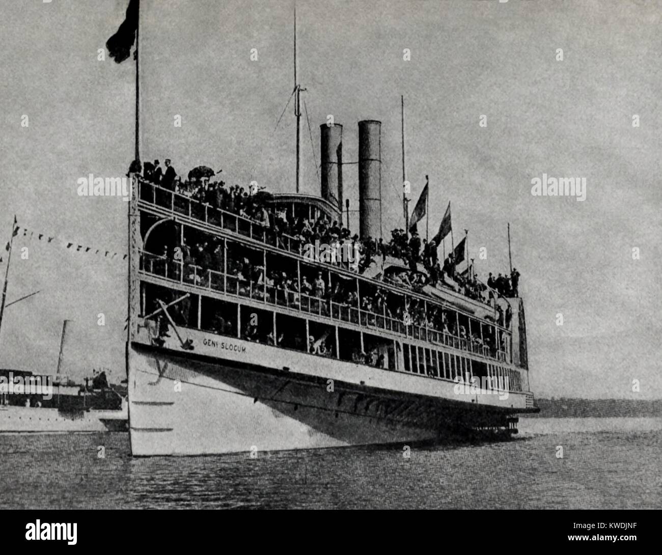 German Americans from Manhattan’s Lower East Side, aboard the GENERAL SLOCUM, June 15, 1904. Among the 1,350 on board were mothers and children from St. Mark’s Evangelical Lutheran Church on their annual end-of-school outing (BSLOC 2017 17 109) Stock Photo