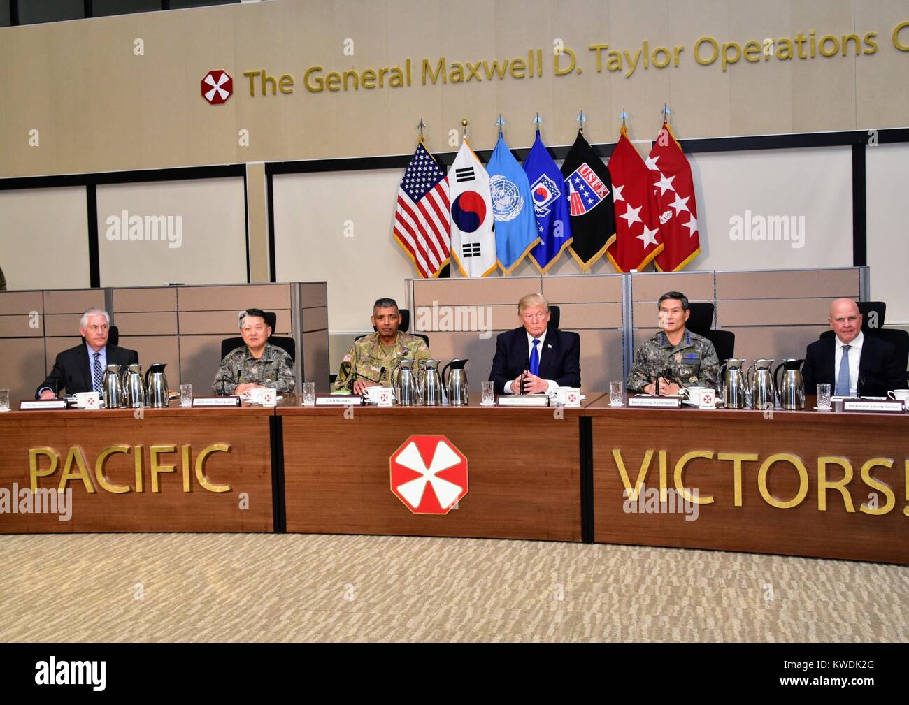 President Donald Trump at a military briefing by US and Republic of Korea military in South Korea. Nov. 7, 2017. L-R: Rex Tillerson, Sec. of State; Gen. Byung Joos; Gen. Vincent Keith Brooks; The President; Gen. Jeong Kyeong-doo; Nat. Sec. Advisor H.R. McMaster (BSLOC 2017 18 169) Stock Photo