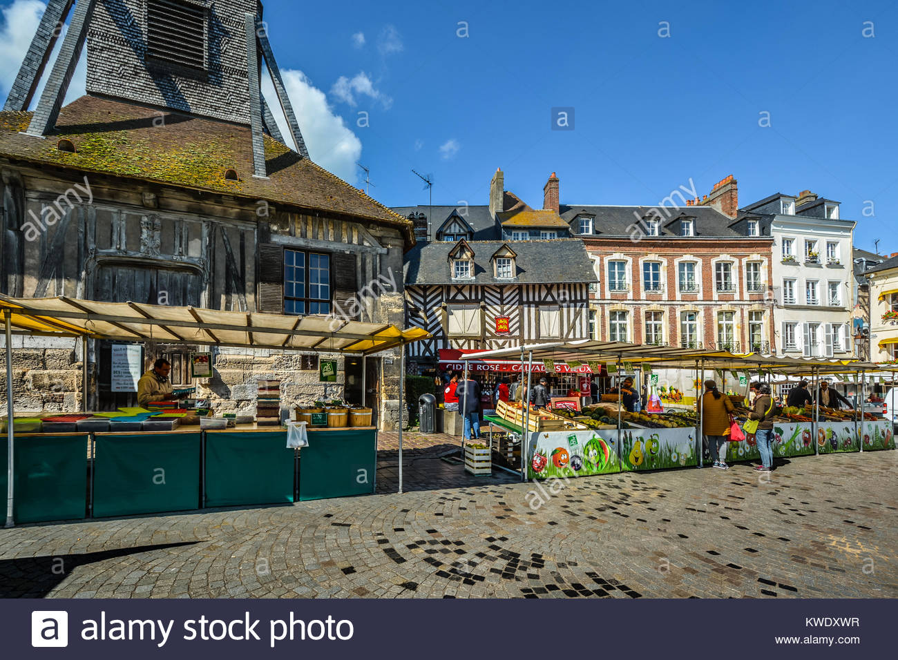 Honfleur Market Stock Photos & Honfleur Market Stock Images Alamy