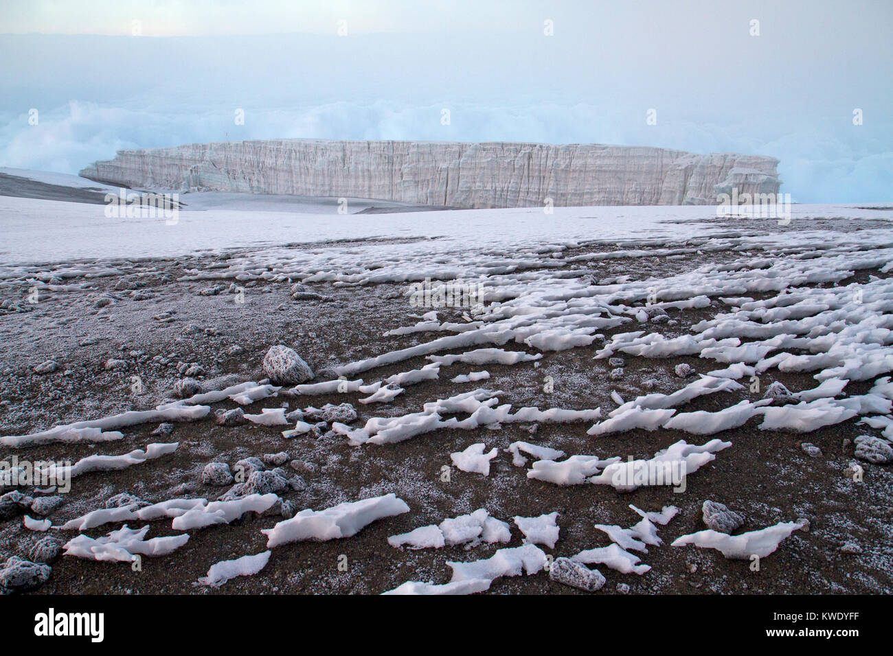 Kilimanjaro glaciers hi-res stock photography and images - Alamy