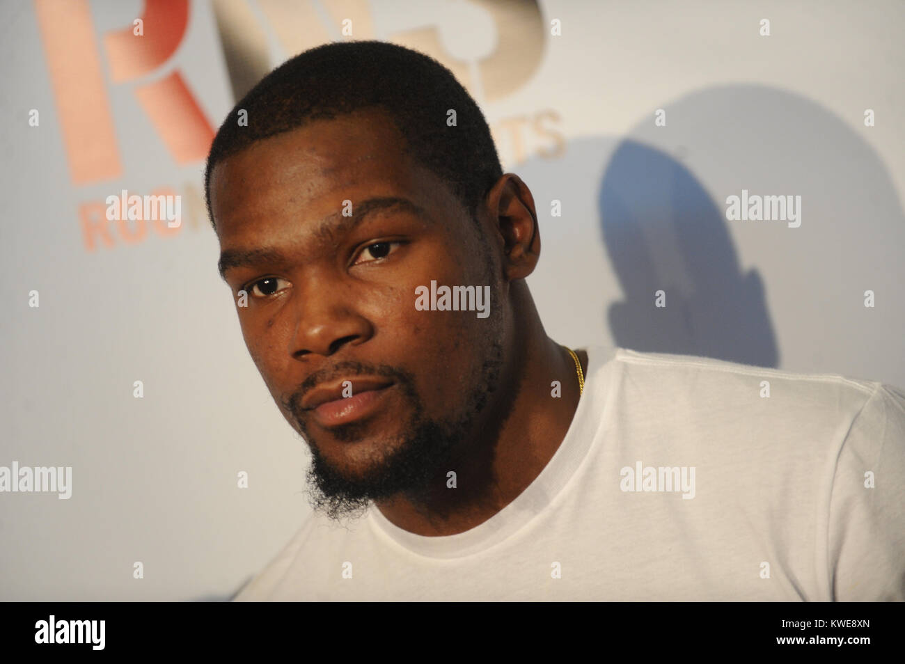 NEW YORK, NY - AUGUST 21: Kevin Durant  attends the 2014 Summer Classic Charity Basketball Game at Barclays Center on August 21, 2014 in New York City.   People:  Kevin Durant Stock Photo