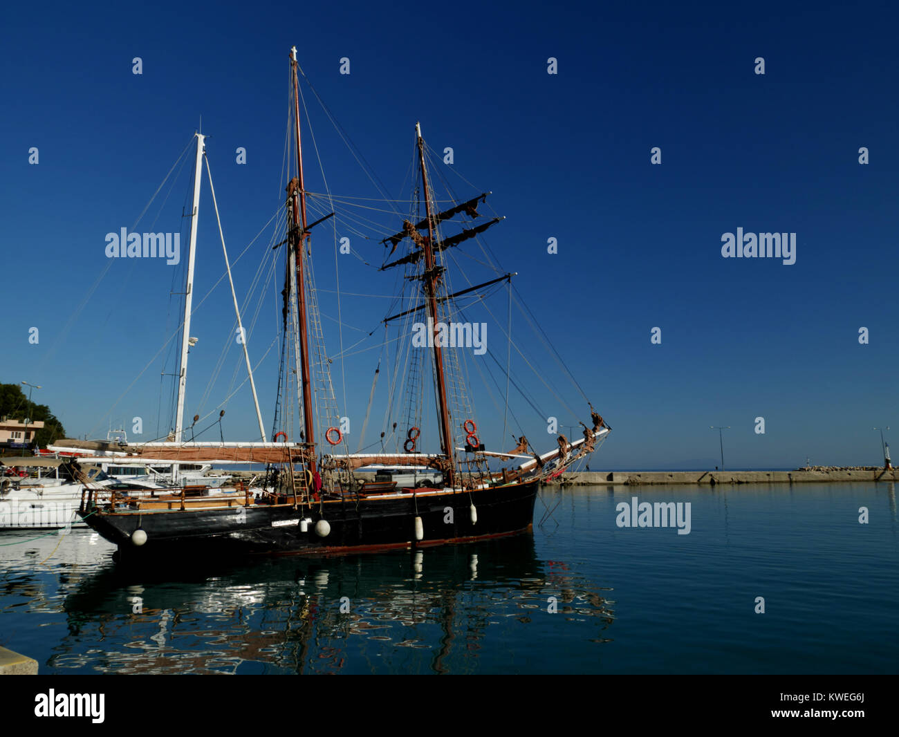 Topsail schooner hi-res stock photography and images - Alamy