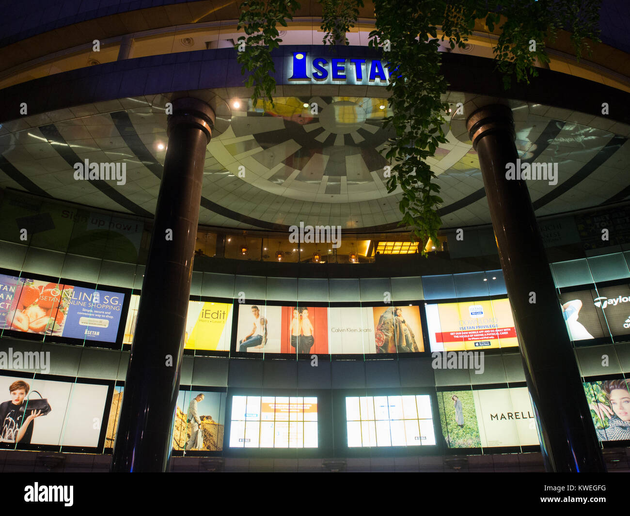 Isetan singapore hires stock photography and images Alamy